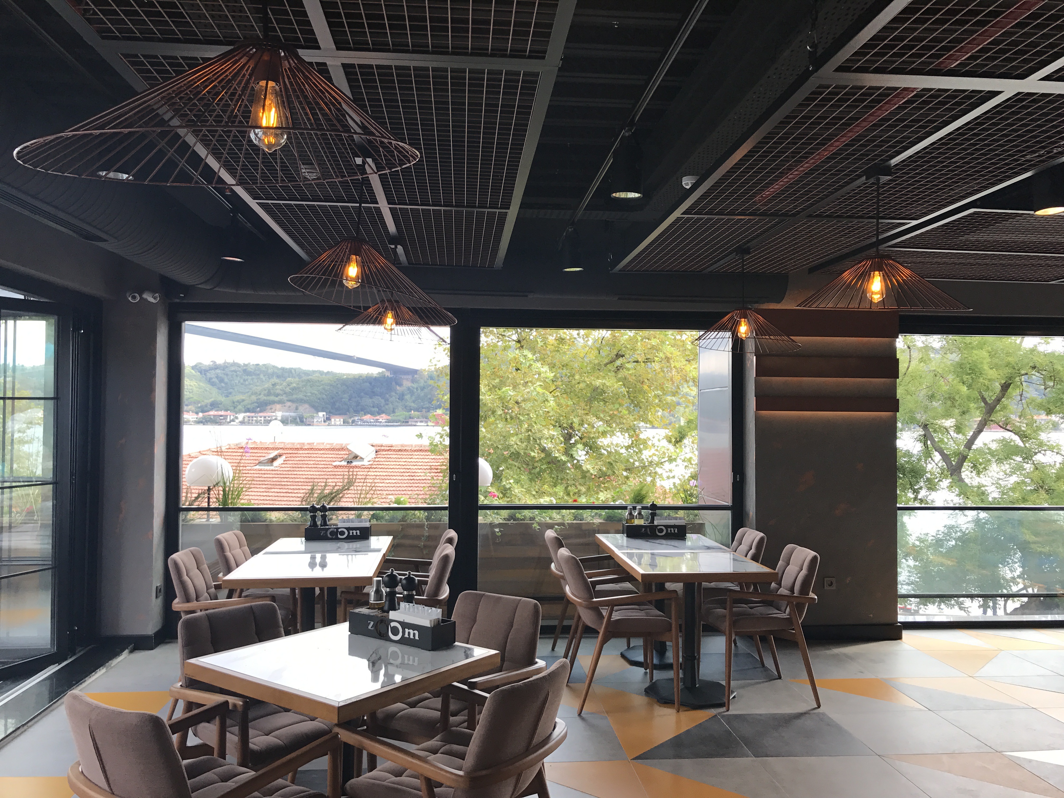 2017 年完成的 ZOOM 咖啡餐厅室内设计案例-28