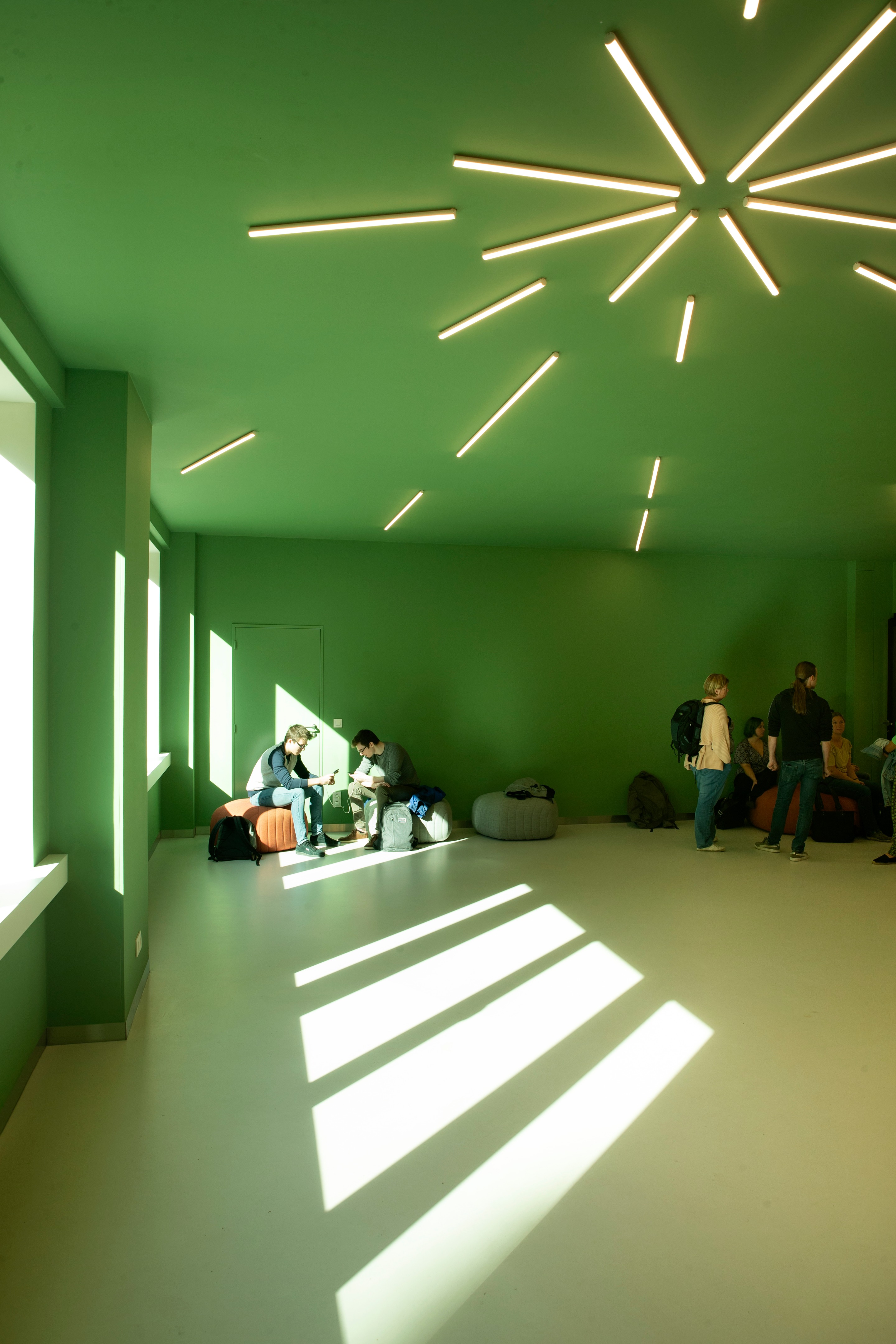 校园翻新设计，绿色天花板提升空间活力-14