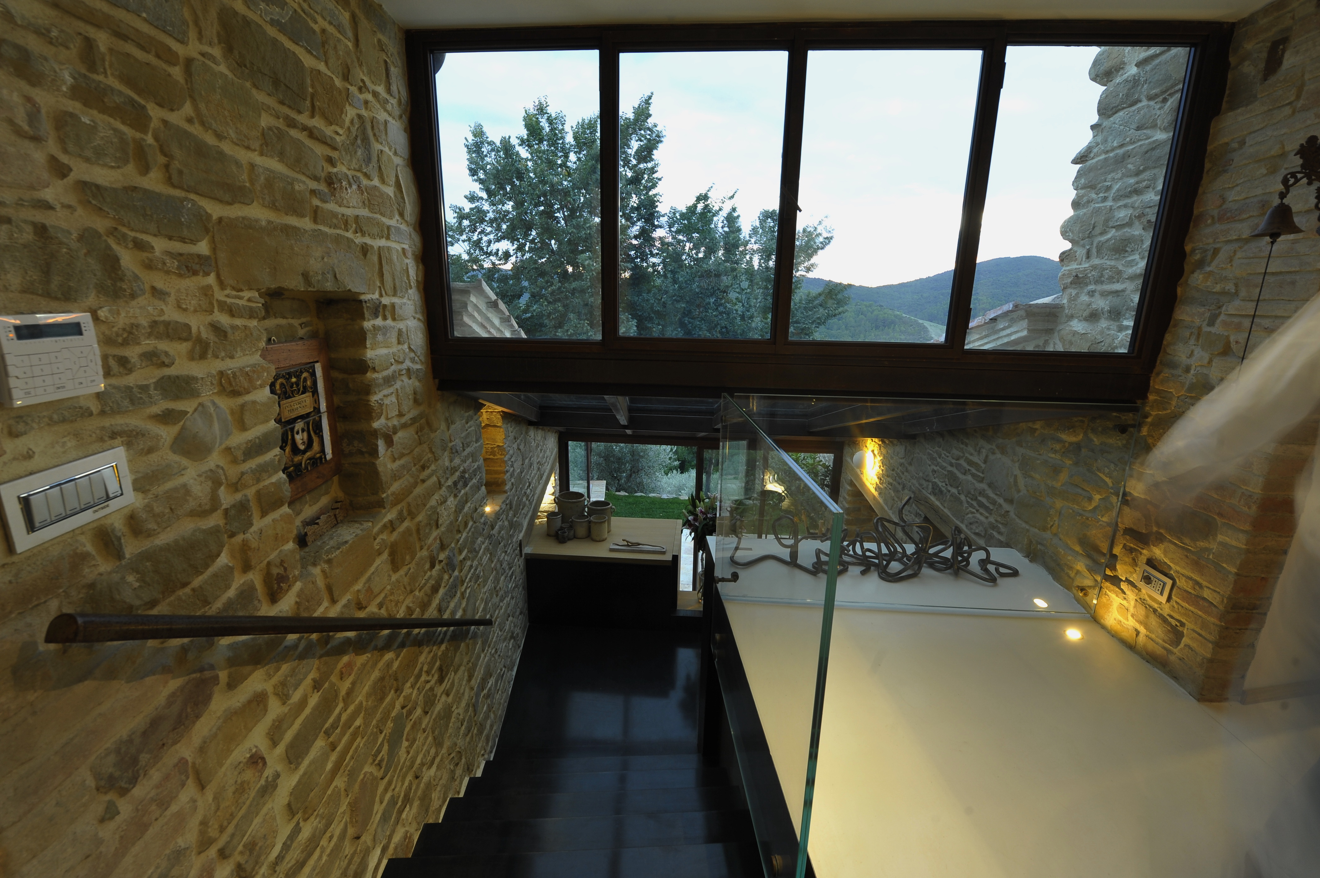 融合历史与当代的 12 世纪意大利古堡改造-7