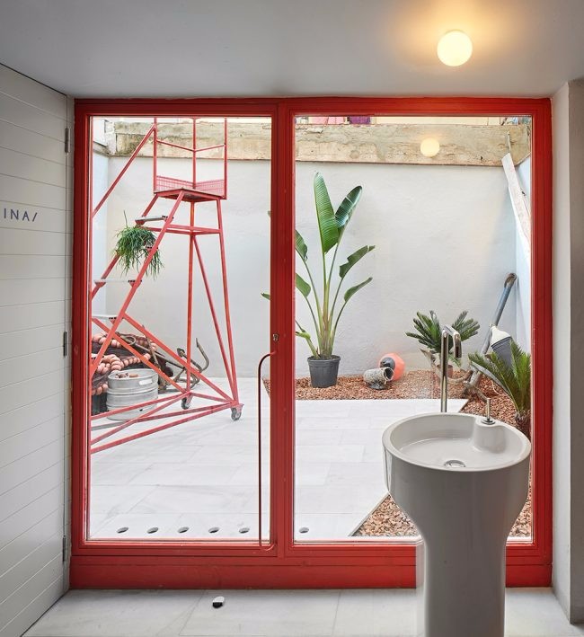 巴塞罗那 El Villa 酒吧改造-19