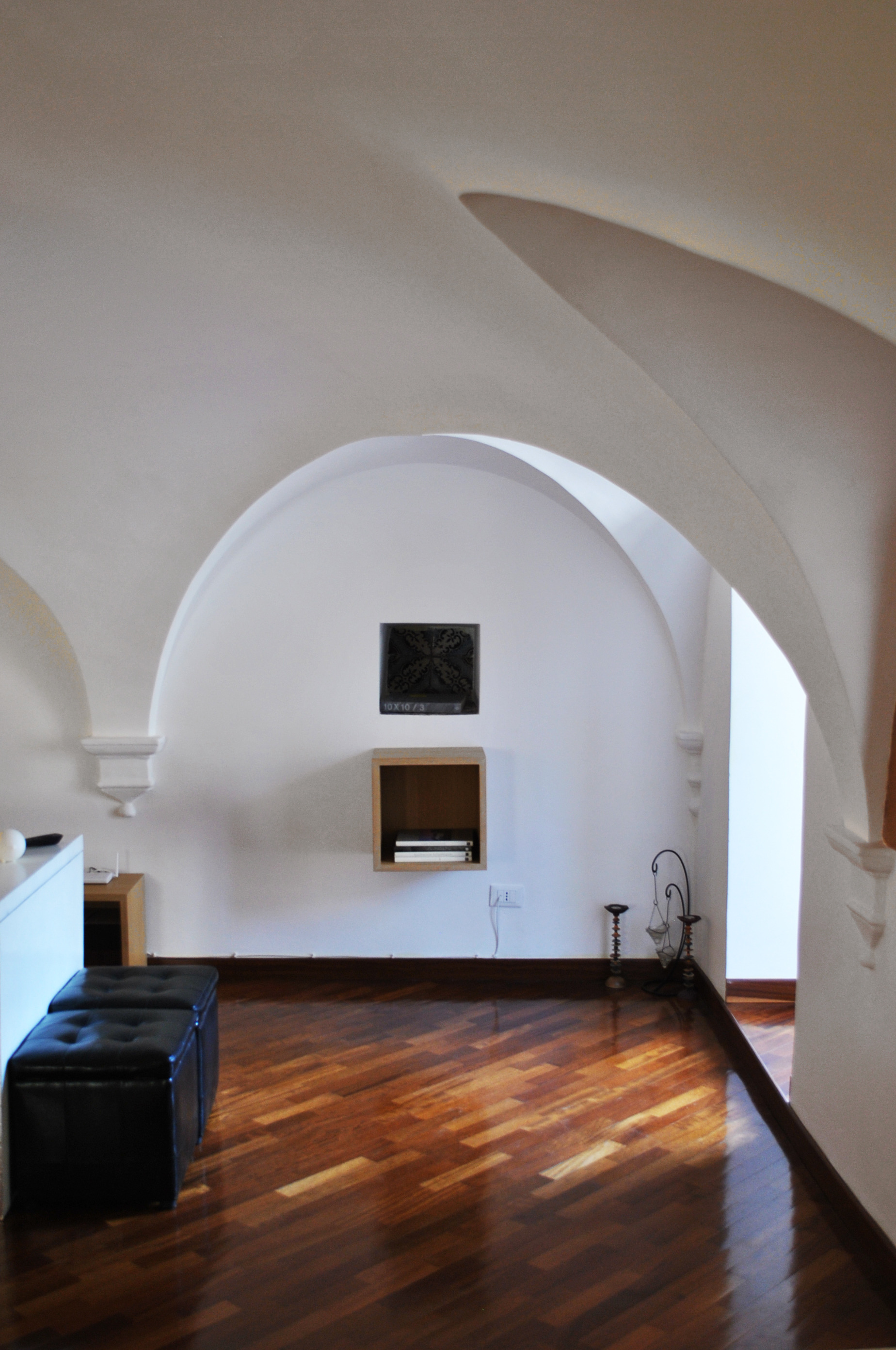 历史与现代共融的办公室设计-1