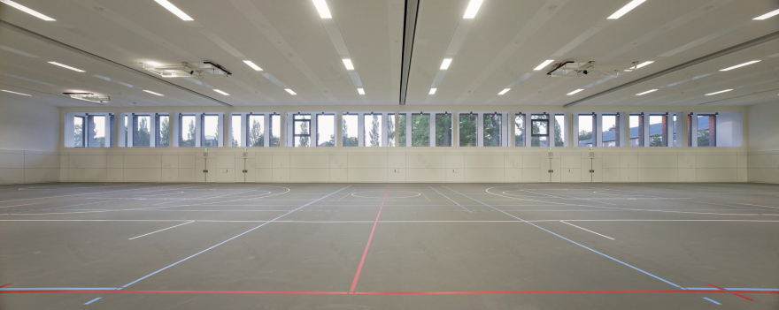 体育和会议中心 · 雅各布斯大学-14