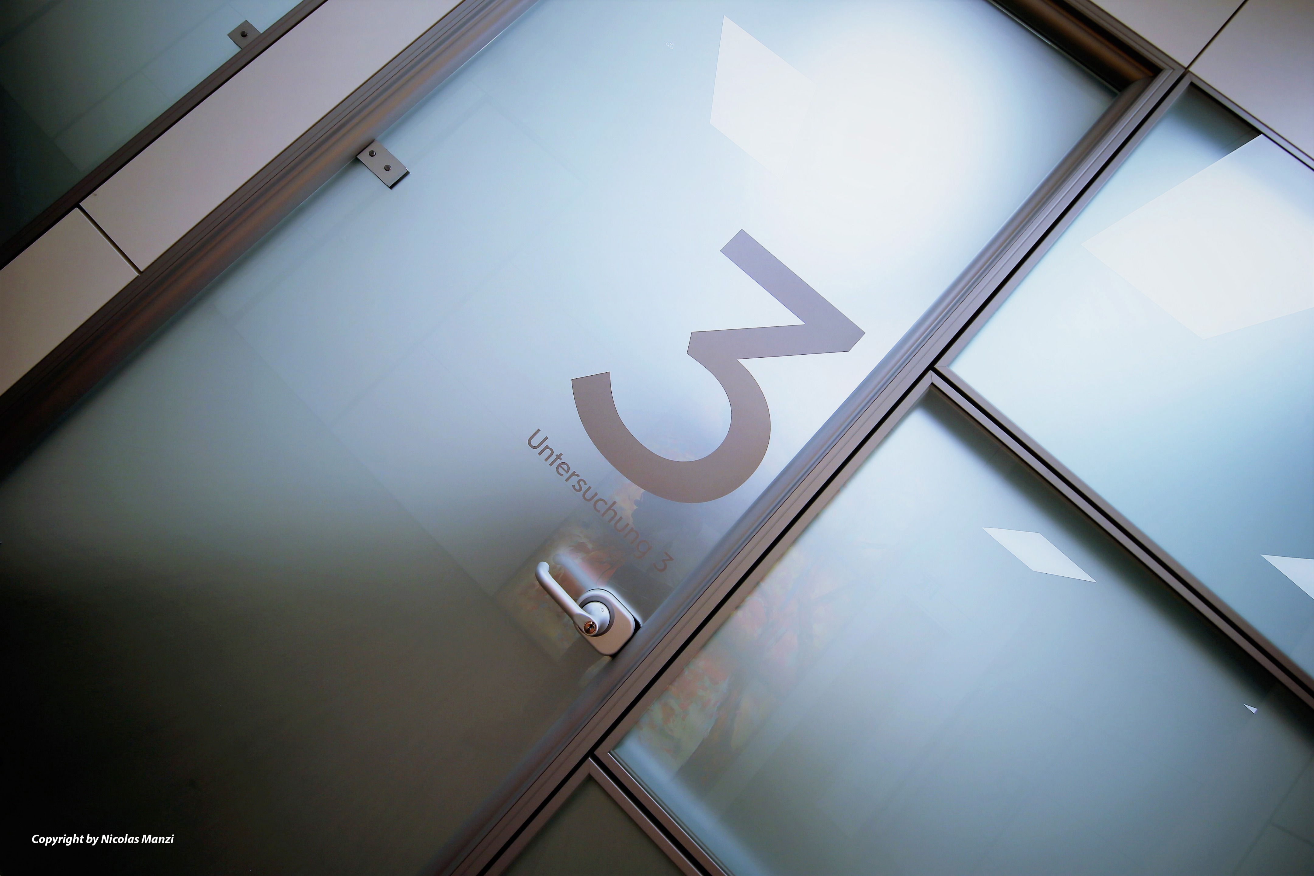 瑞士伯尔尼 Orthoplus 骨科诊所室内设计-25