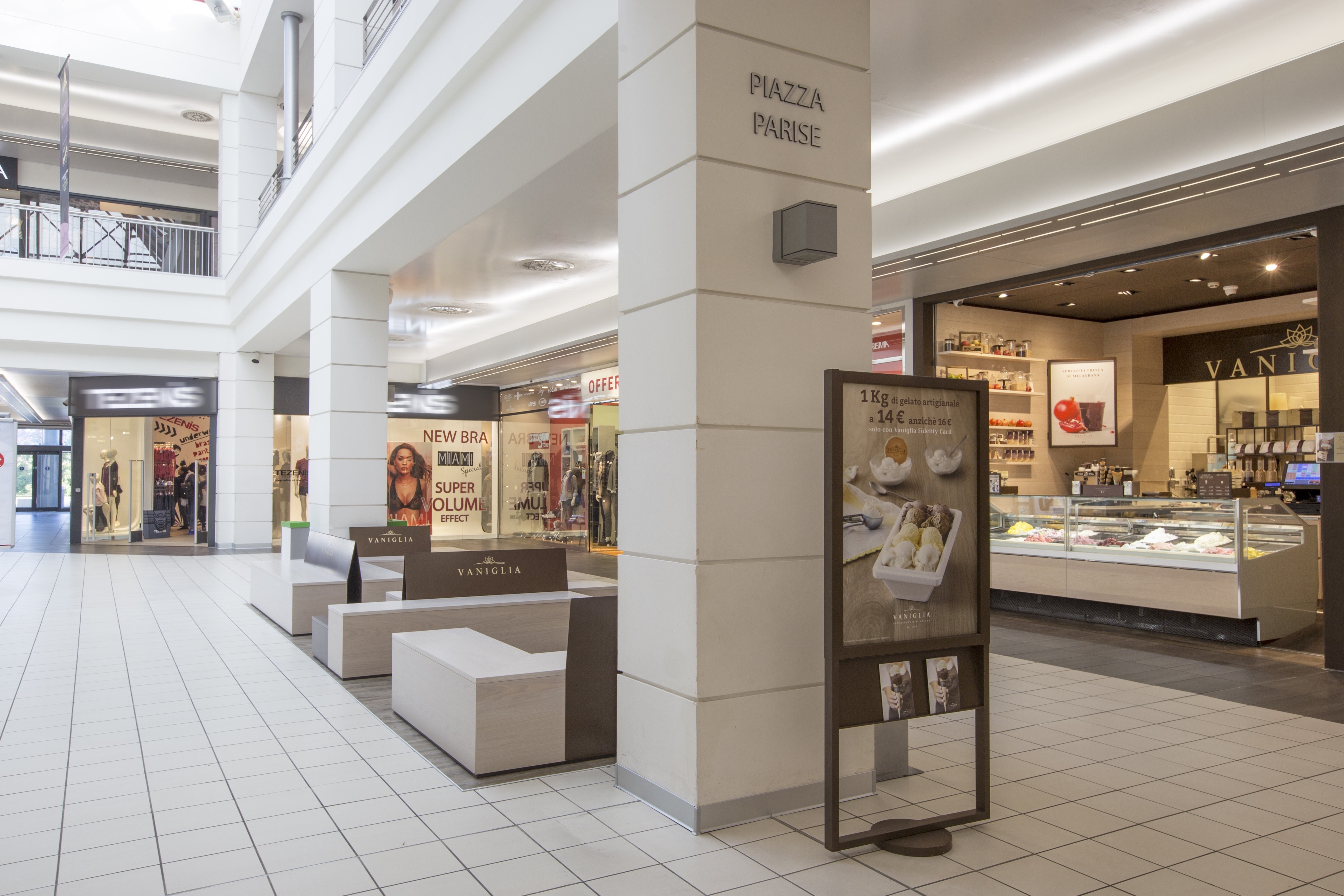 2017 年完成的 VANIGLIA Gelaterie 室内设计案例-2