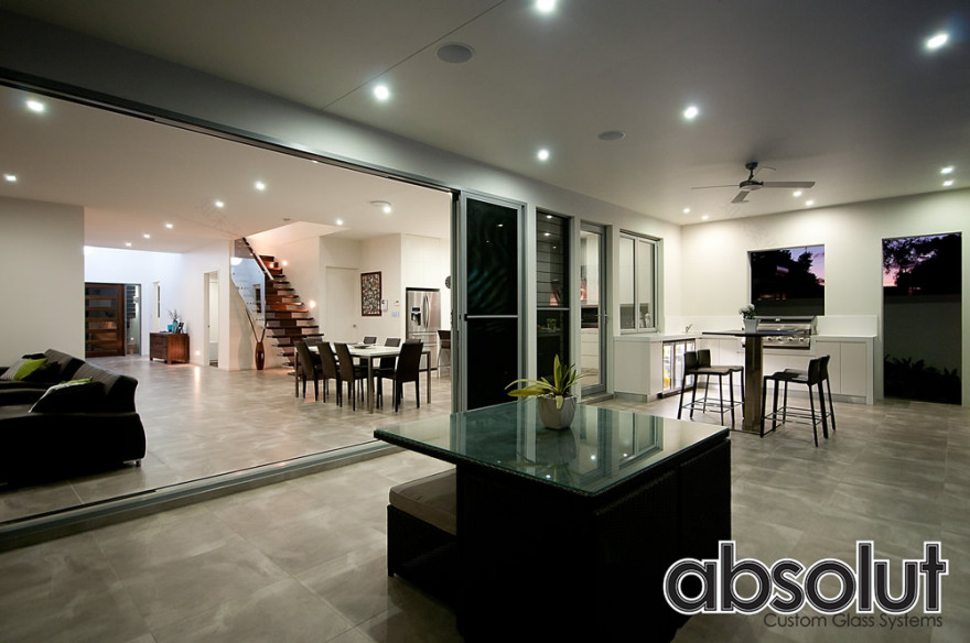 无框玻璃现代住宅设计-6