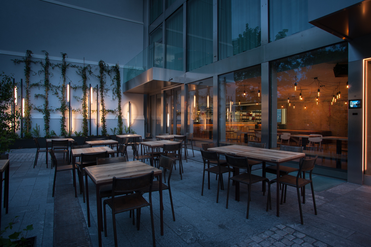 巴尔博亚酒吧健身房-23