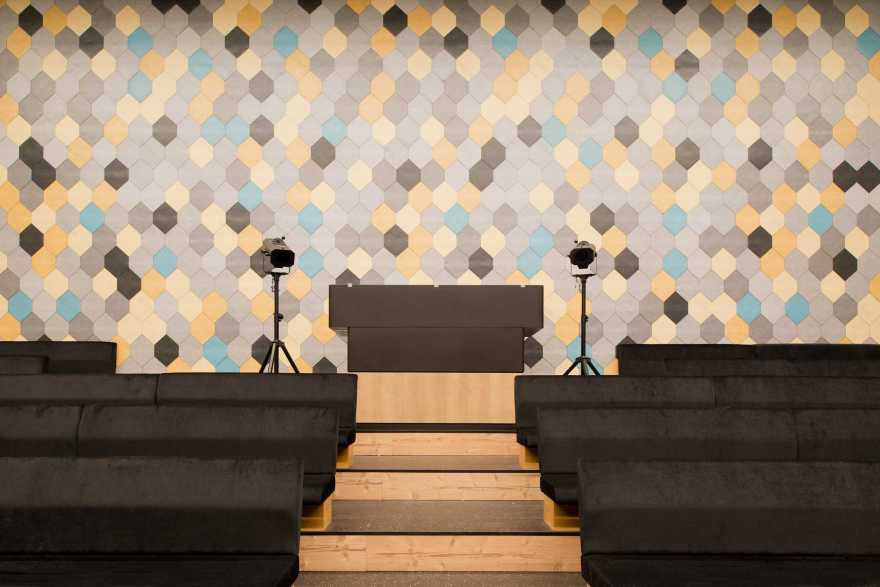 圆形剧场里的戏剧性设计-12