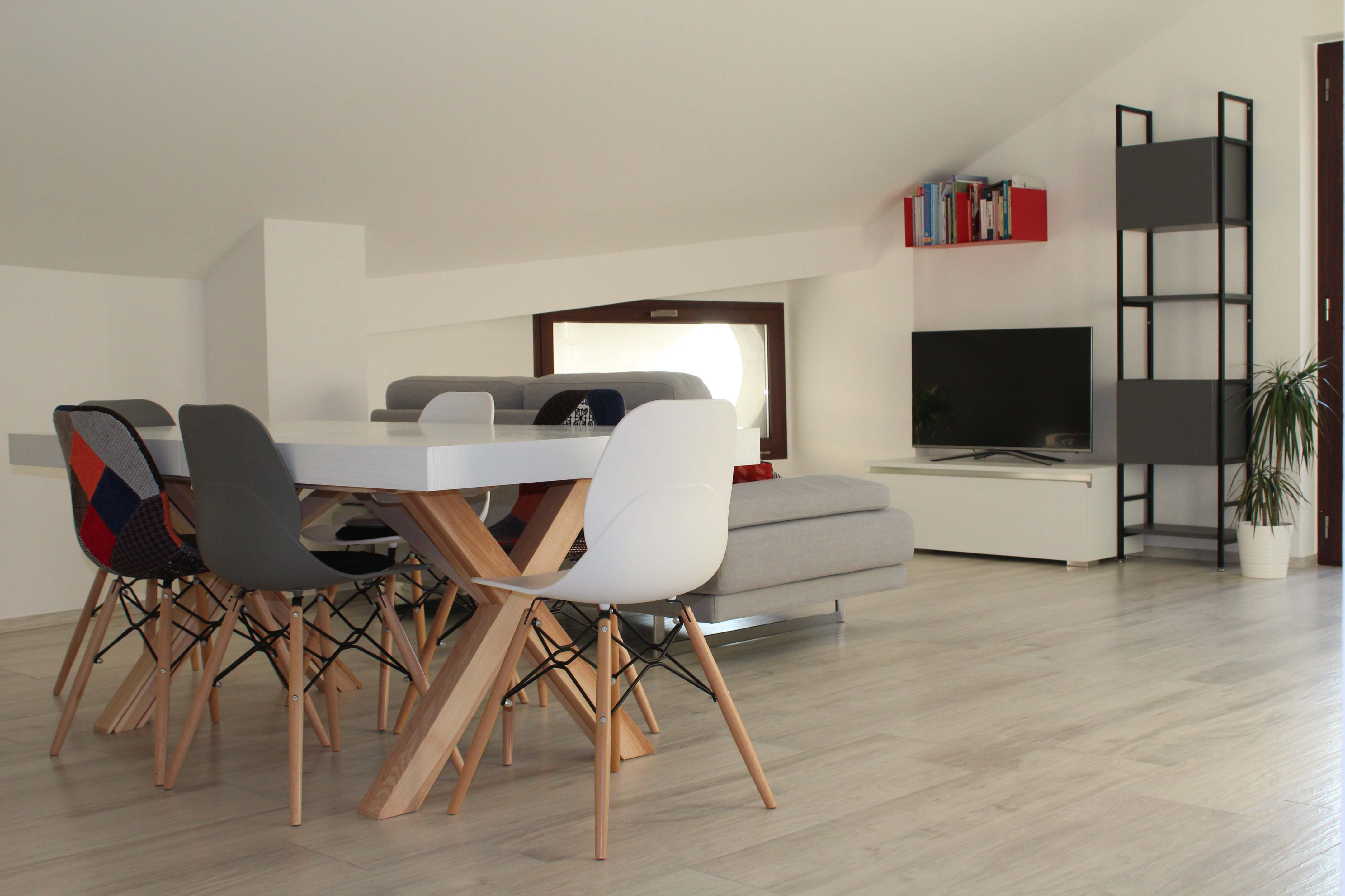 2016 年完成的温馨公寓设计-6