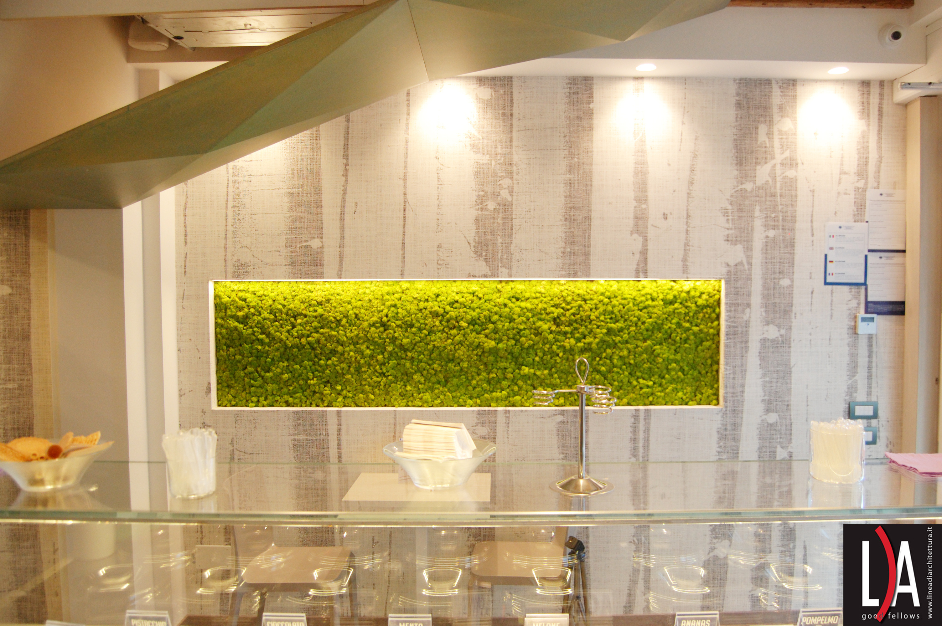 2015 年完成的 Conodombra Gelateria 室内设计案例-5