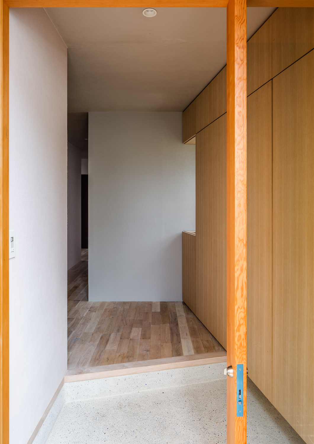 a house with an atelier housenk-8