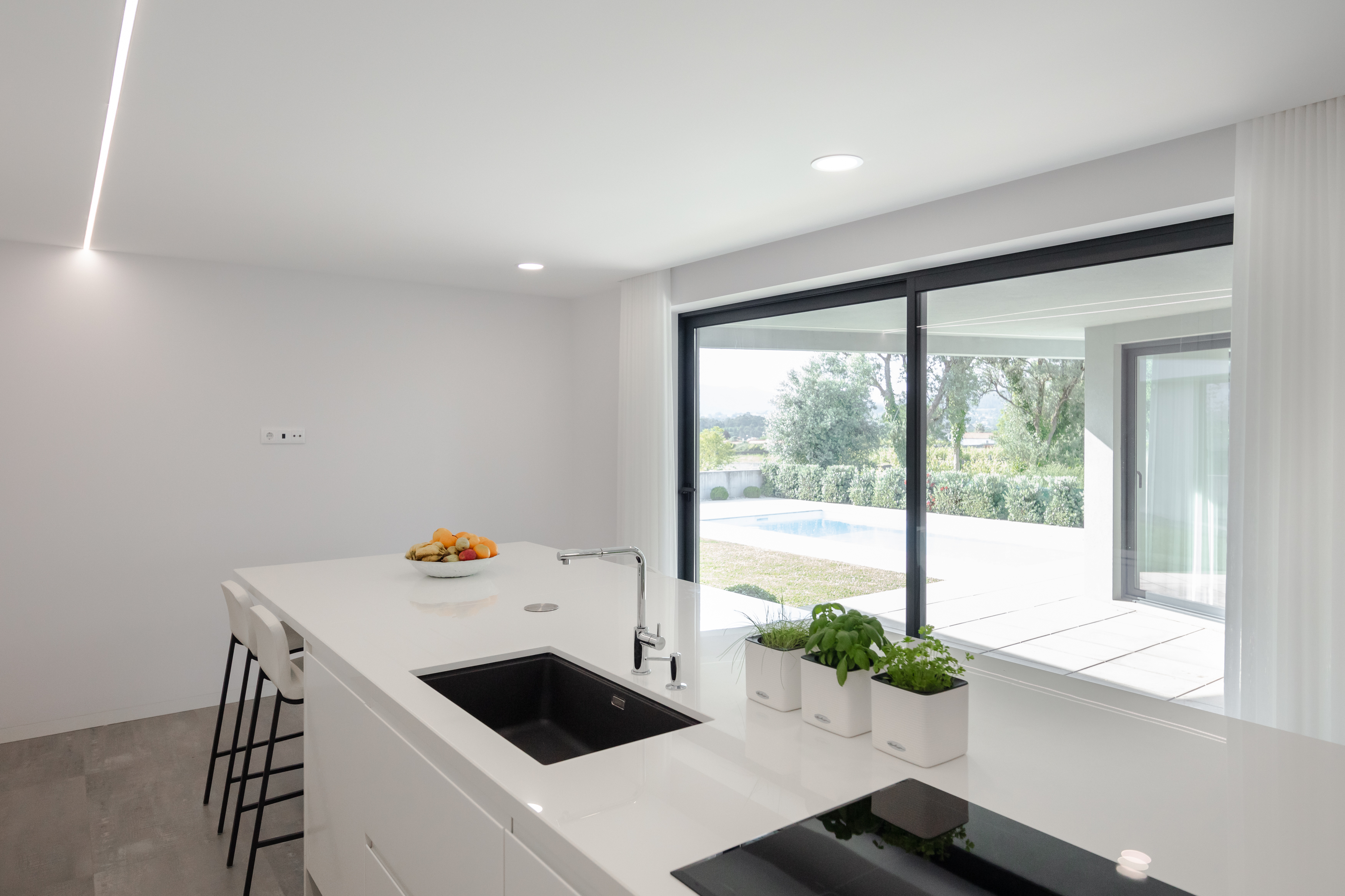 葡萄牙现代别墅 | 融入景观的私密空间-28