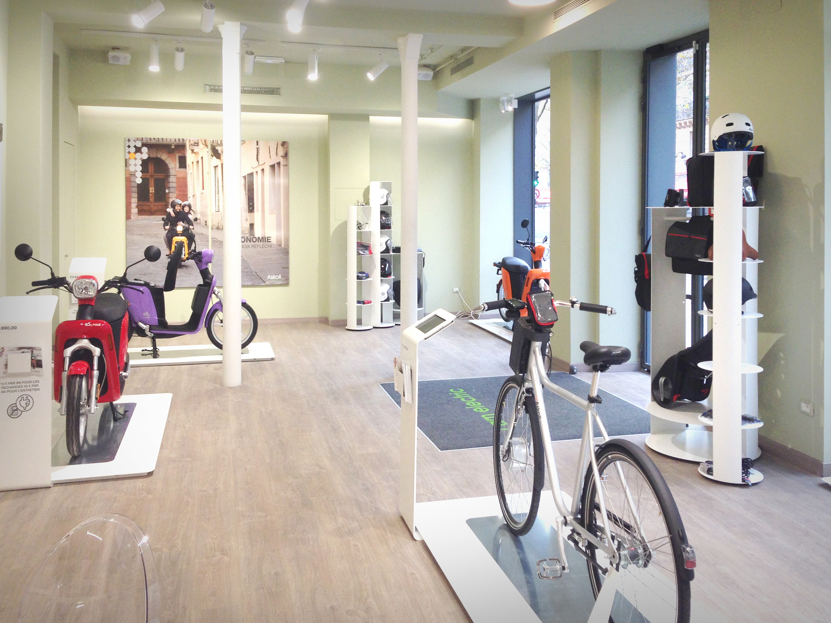 巴黎 Askoll 旗舰店 | 创新展示与优雅设计完美结合-13