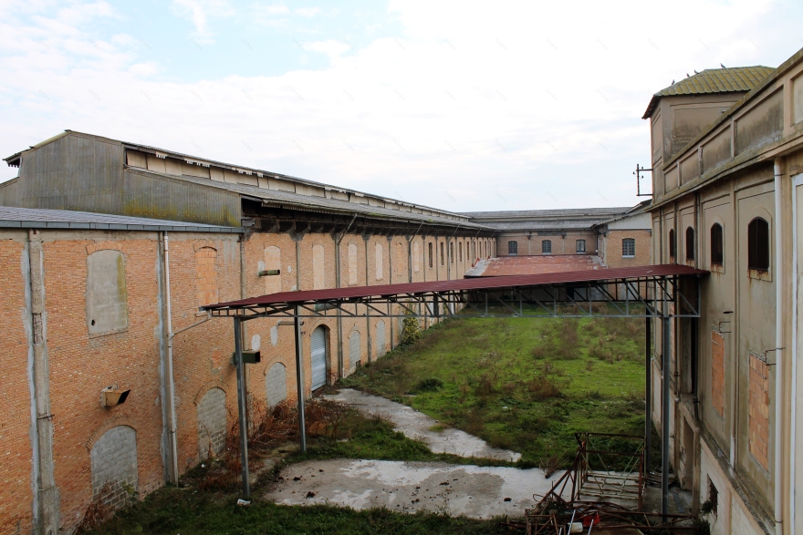 工业遗址的华丽转身 | 意大利 Sele 平原烟草工厂复兴-41