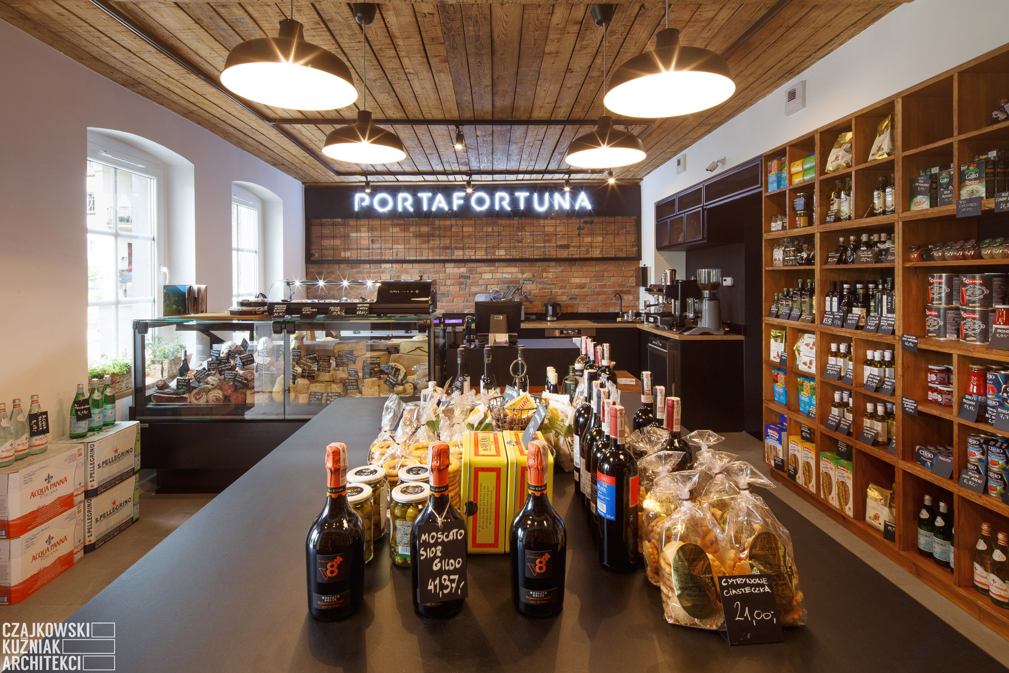 Portafortuna 卡托维兹店设计-10