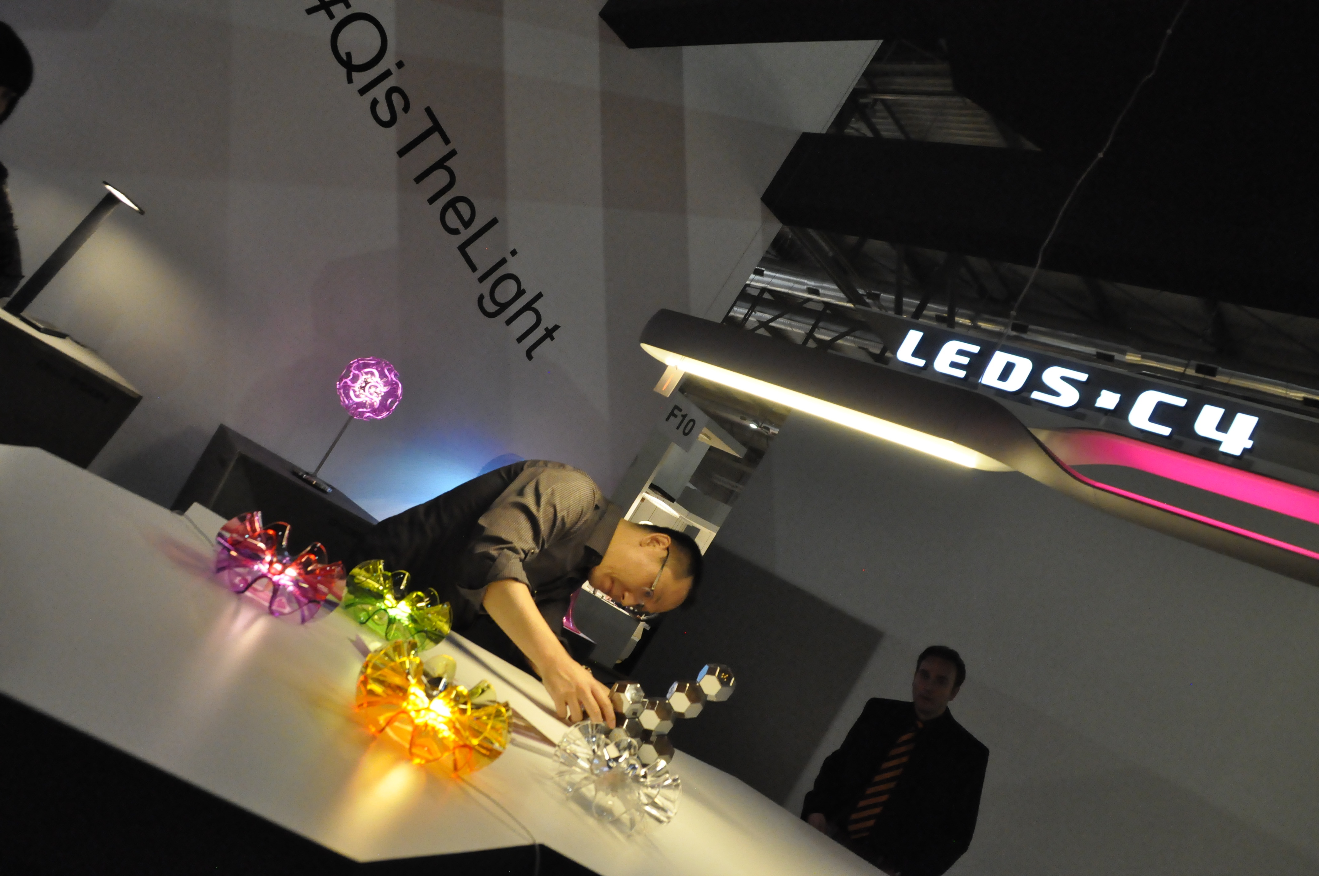 2017 年欧洲灯具展 QisDesign 展位设计-21