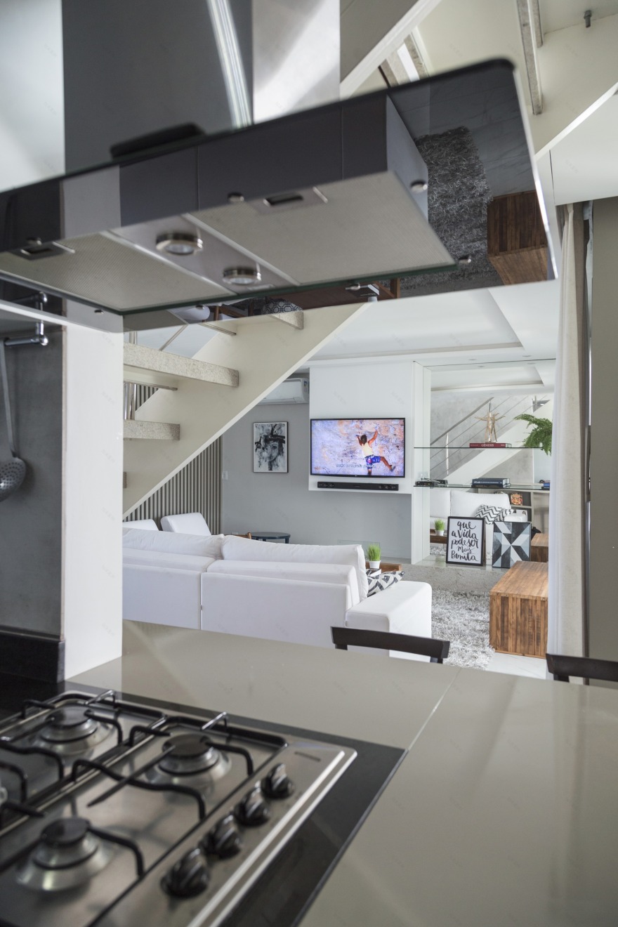 巴西现代简约别墅,自然与永恒的融合-35