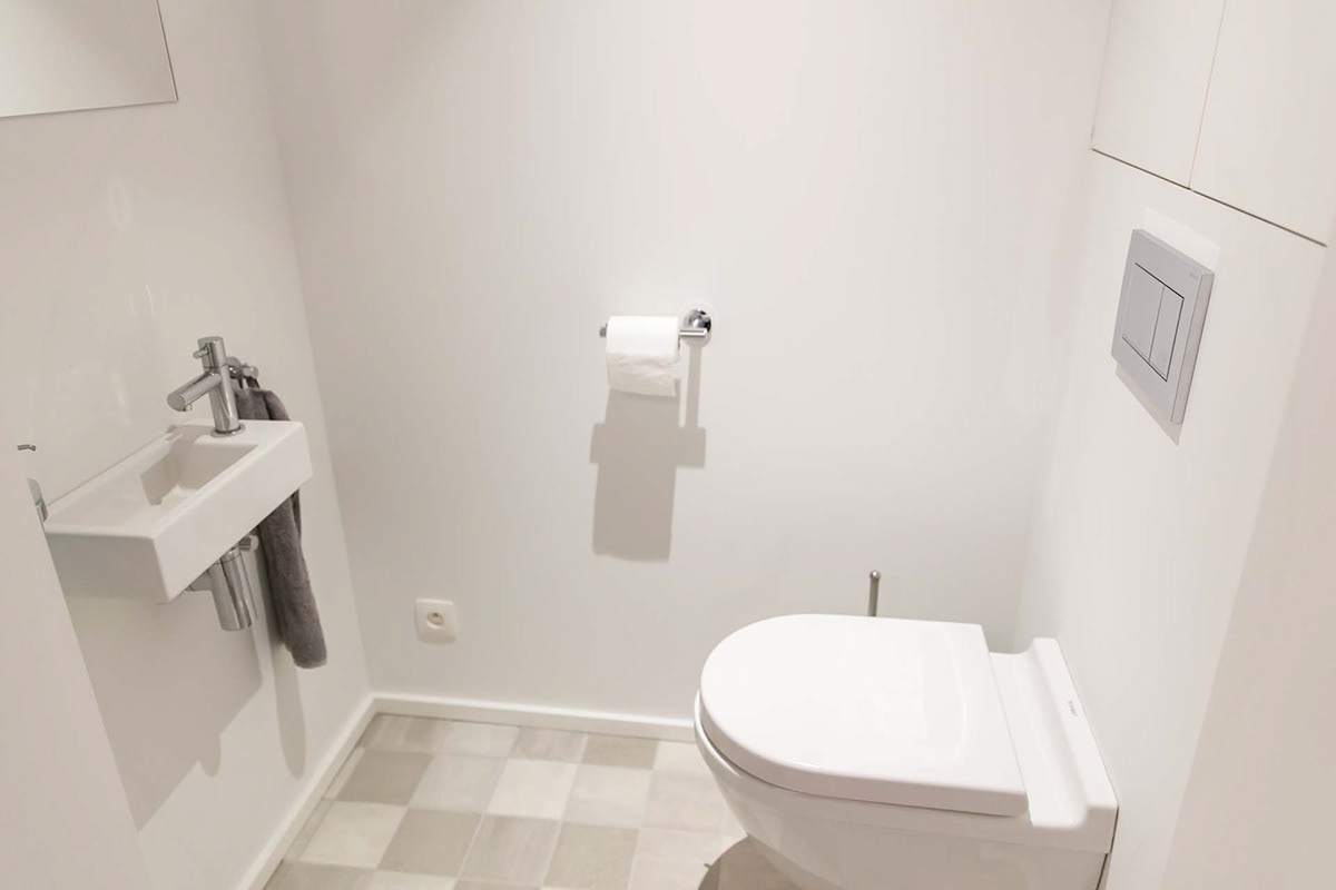 翻新老建筑,打造温馨专业足病诊疗空间-35