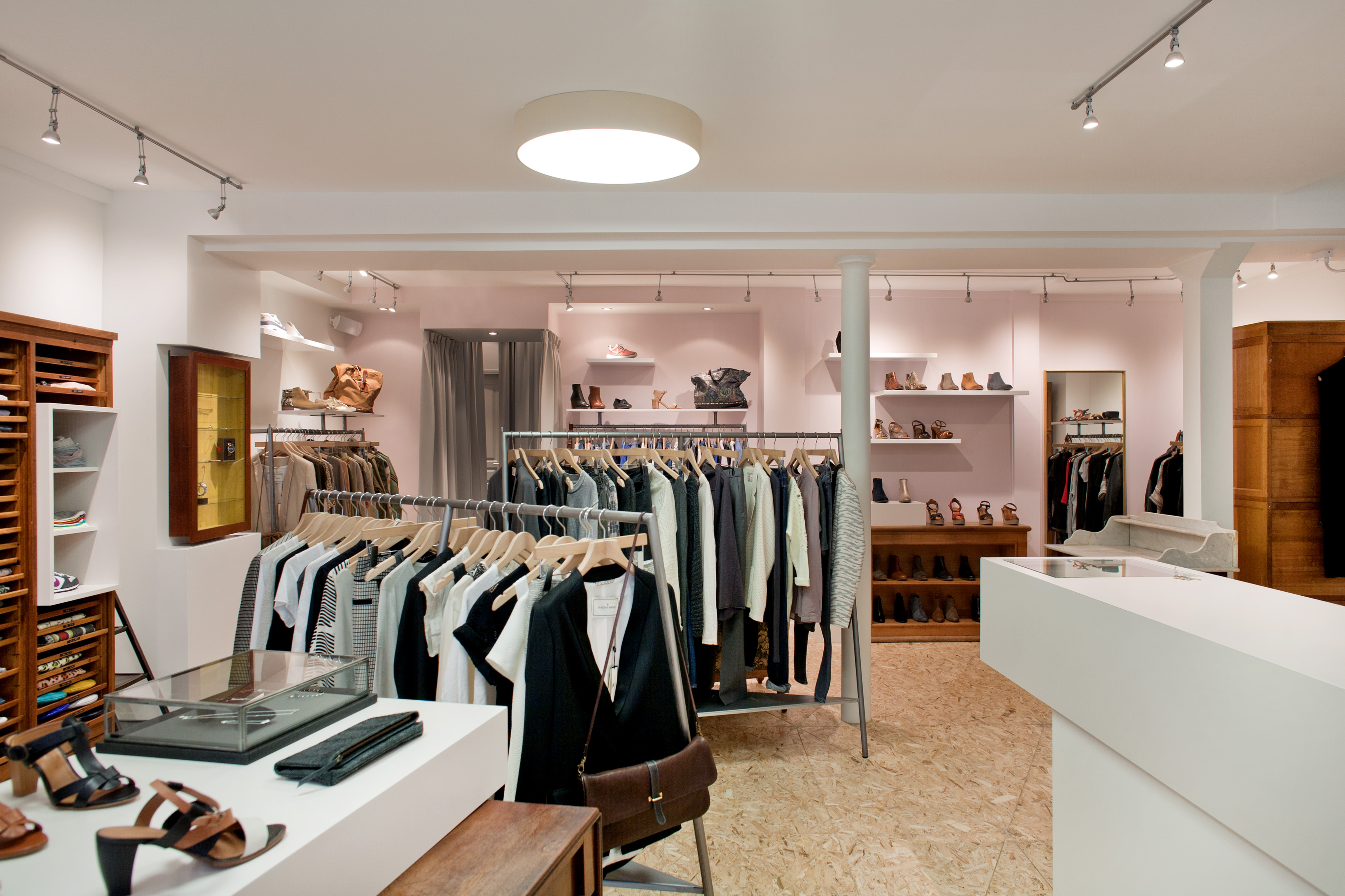 2014 年完成的 Naxor 品牌展示店室内设计-2