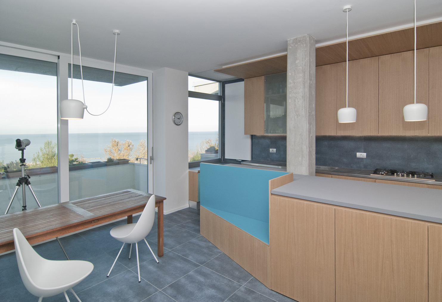 海景公寓的室内设计之旅 | 打破界限，融入海洋-10