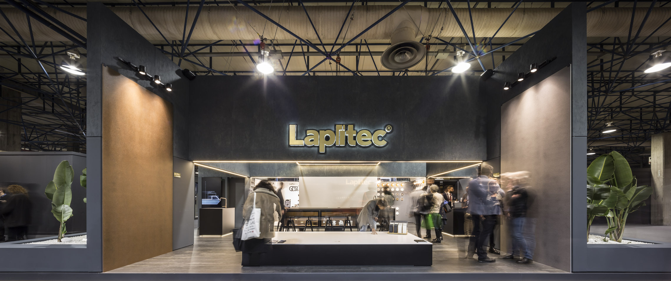 Lapitec Cevisama 2019 中心舞台展示空间-1