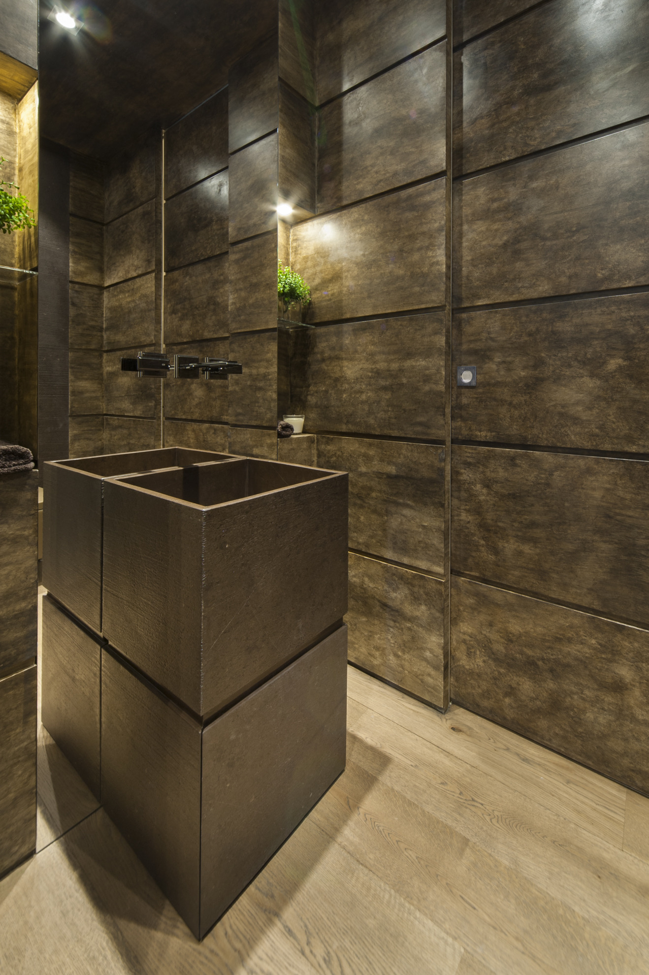 历史韵味与现代设计交融的意大利公寓-20