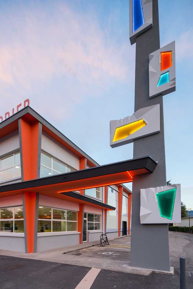 圣马塞尔的 Carrier 体育馆翻新-31