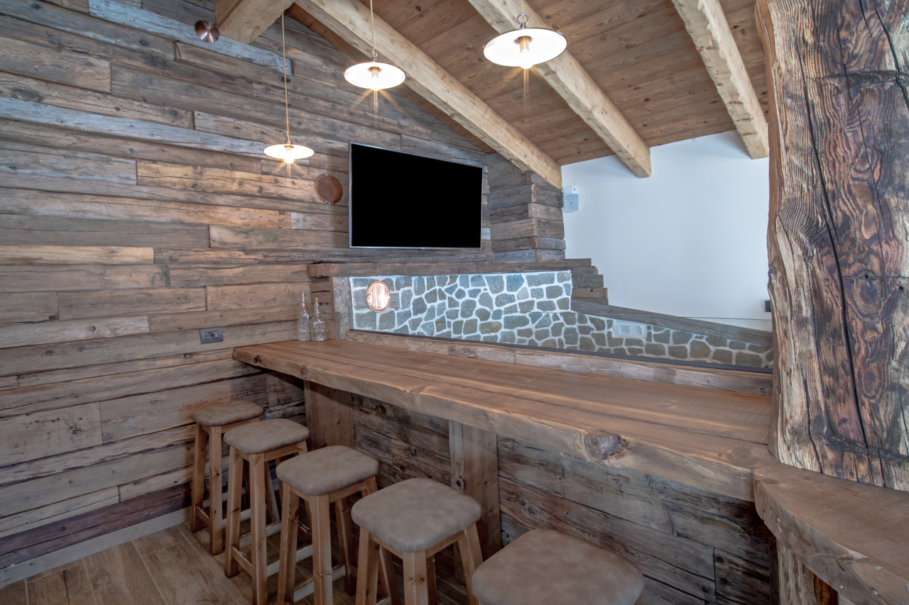 雪山之上的温馨猫舍——La Tana del Gatto 餐厅设计-79