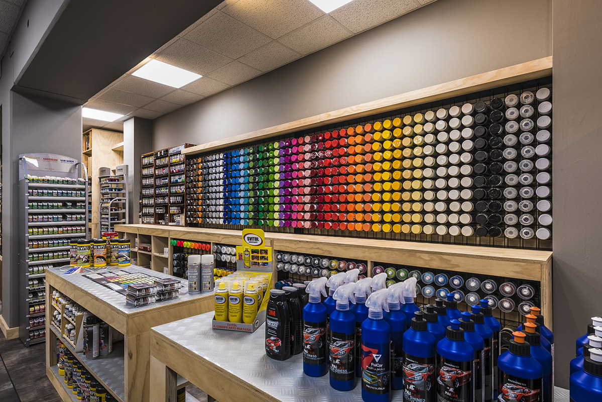 Colorificio Carnico 色彩展示空间-19