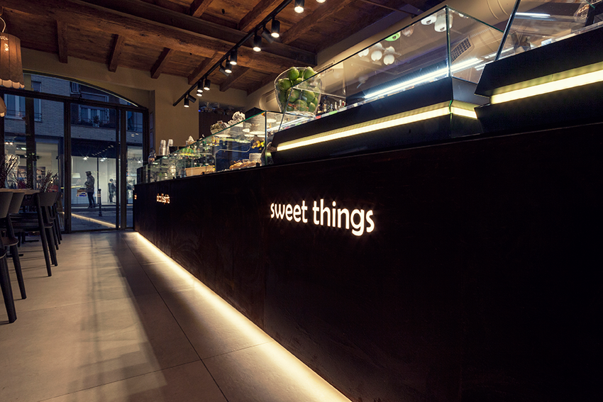 米兰风情 Just Love! 甜品酒吧-3