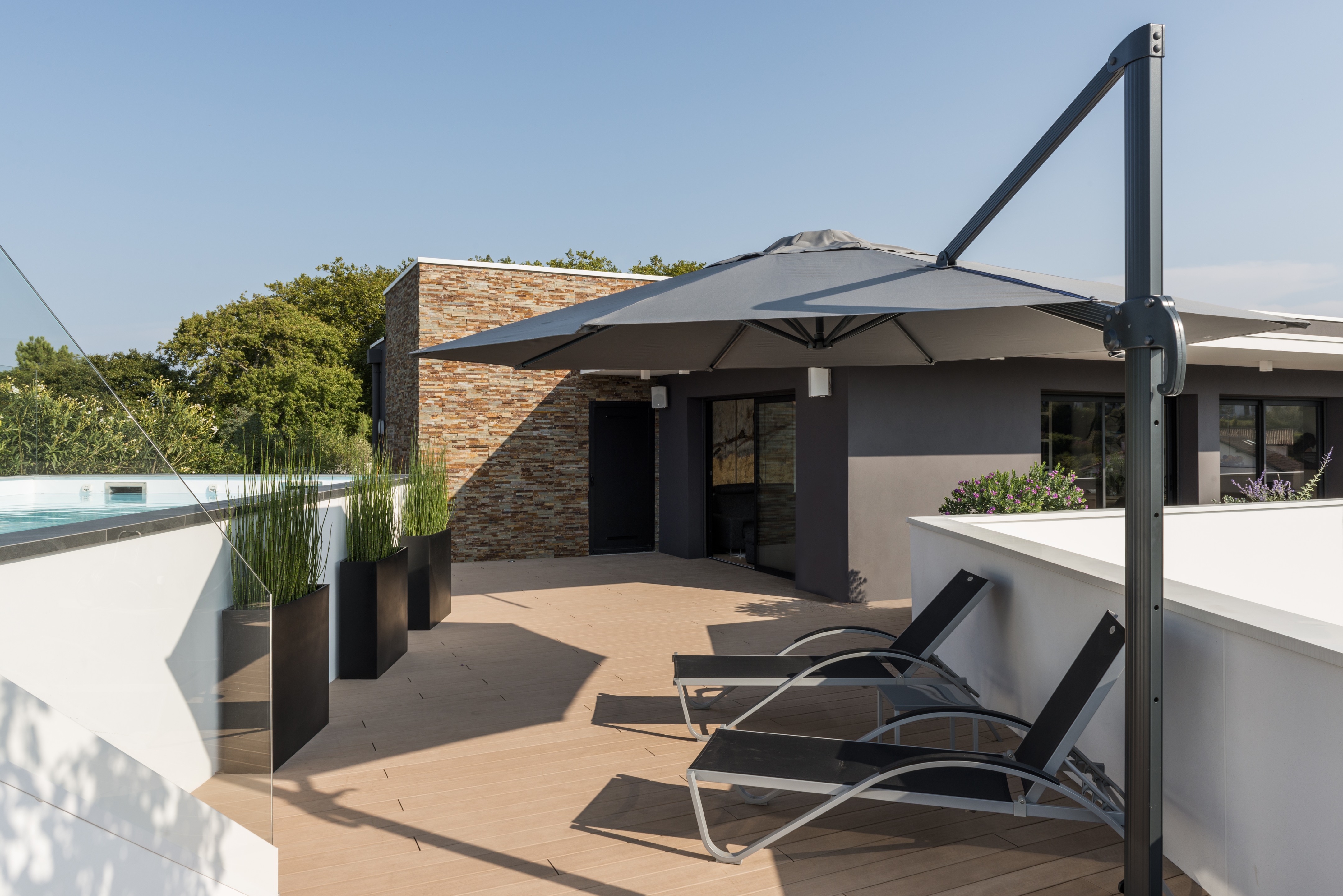 法国安吉特海滨公寓与办公建筑-45