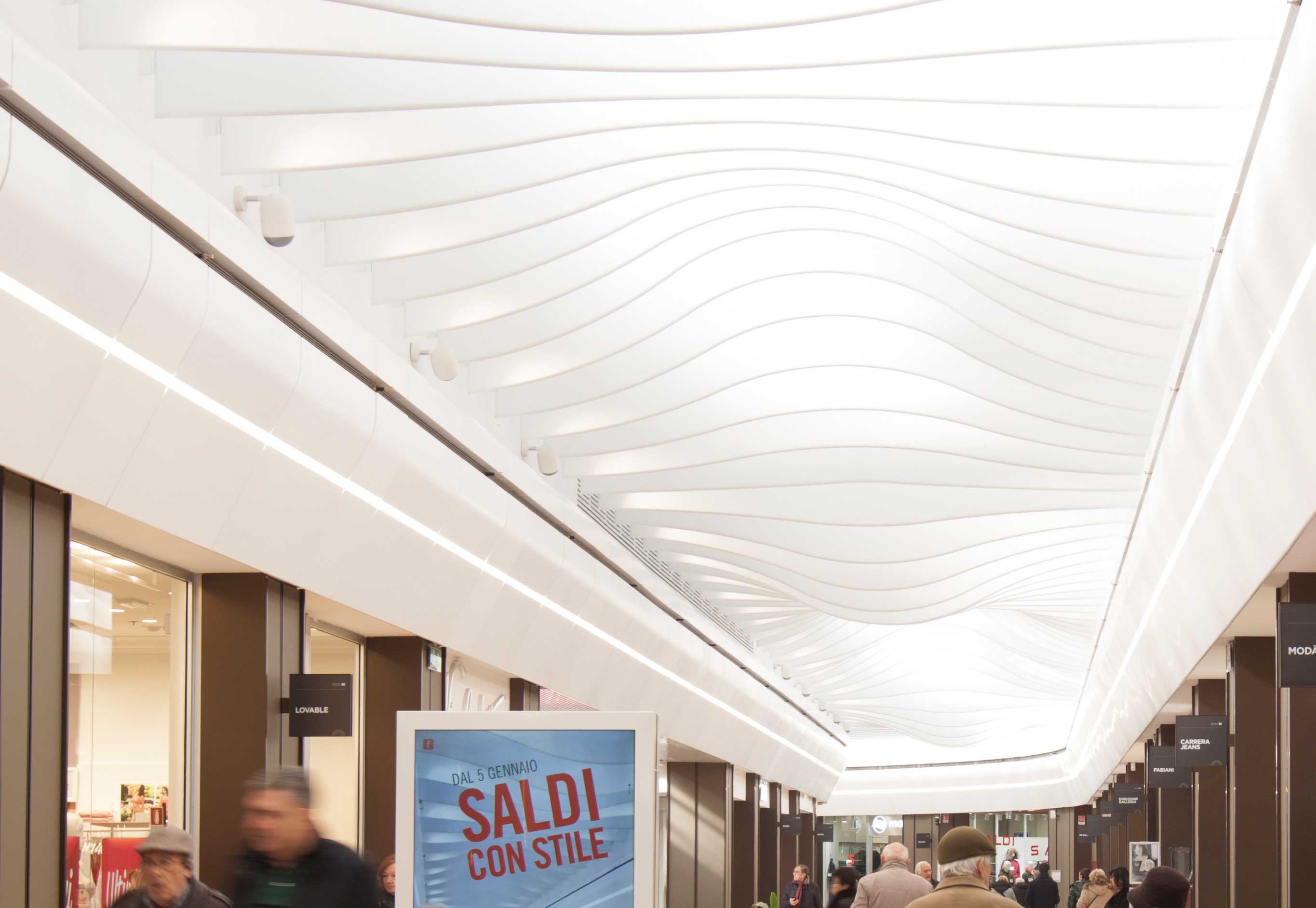 商业中心“拉罗通达”的翻新设计-23