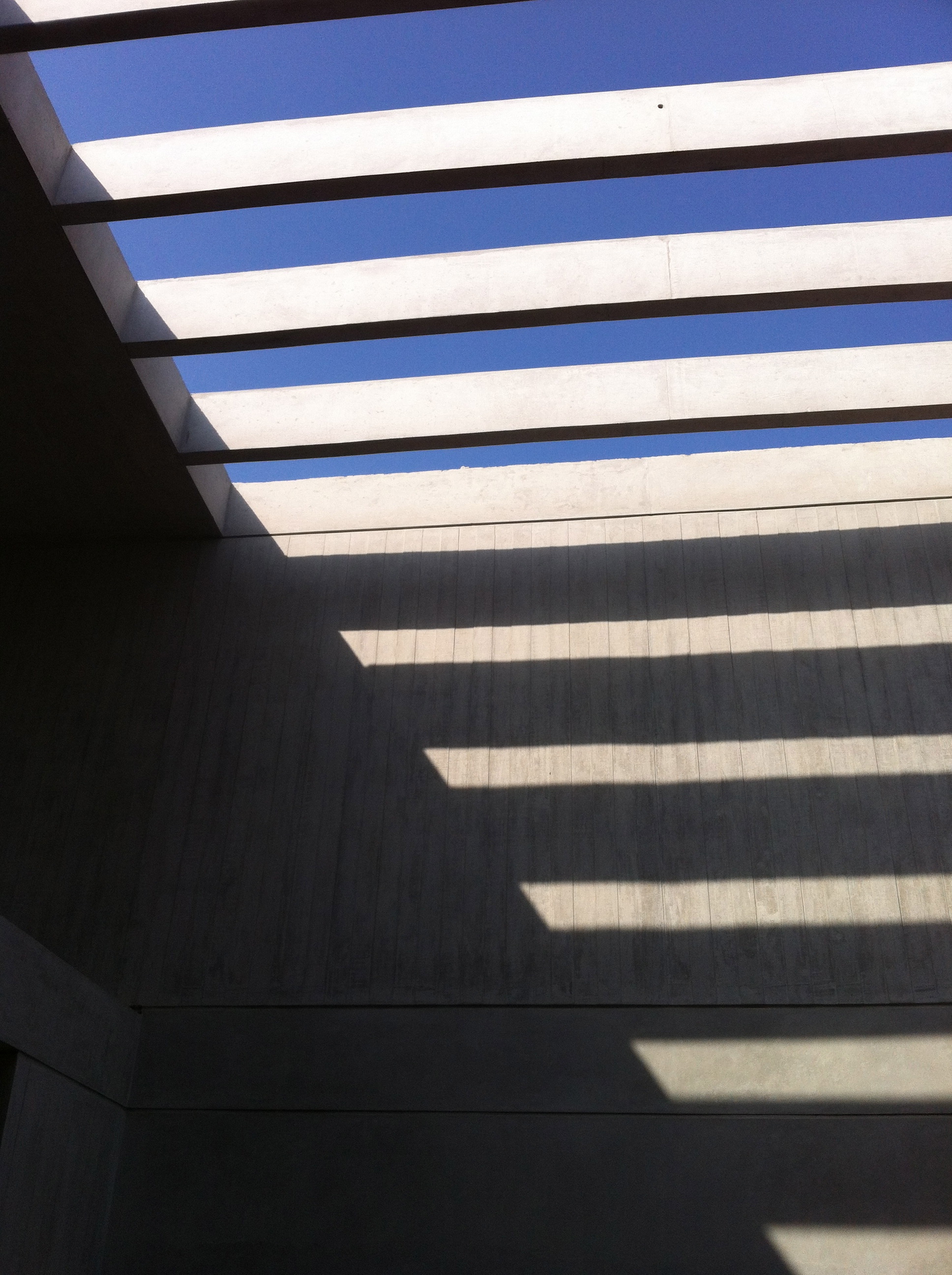 绿意盎然的山间别墅-8