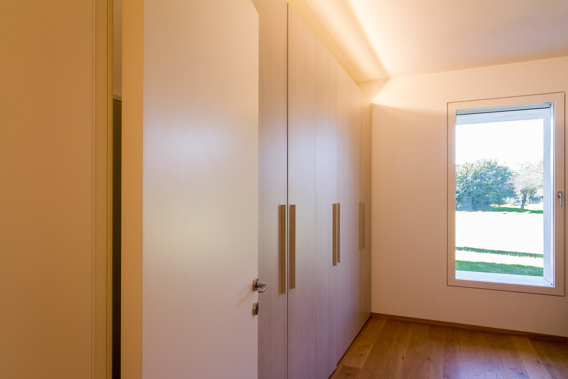 简约木质白窗设计，打造现代家居风格-8