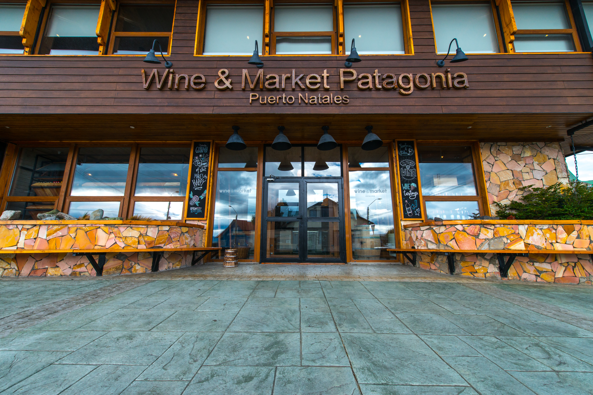 Wine Bar & Market Patagonia-20