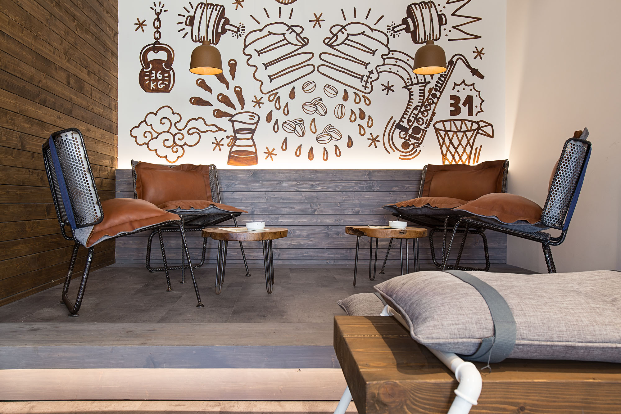 Serbia 咖啡厅 | 金属架构与咖啡色彩的完美融合-1