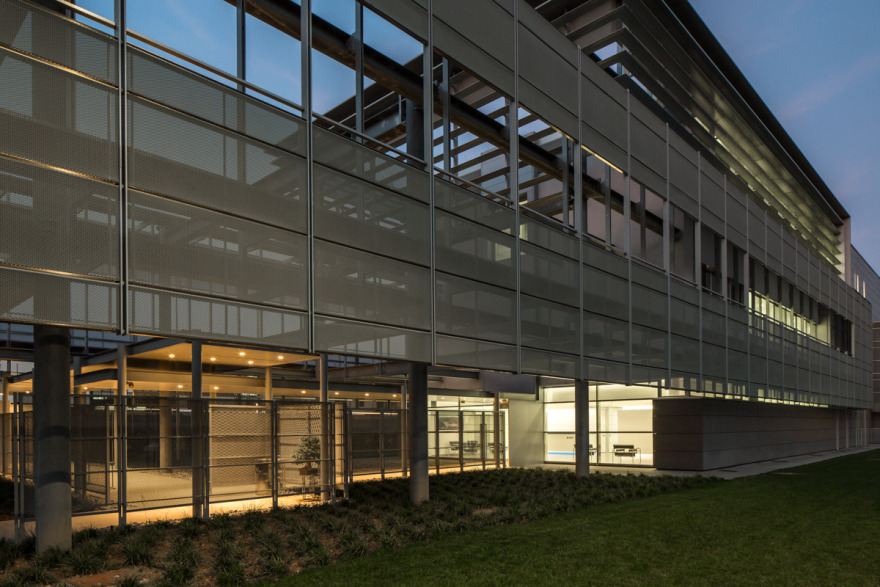 创新环保的意大利 Rubinetterie Bresciane 公司总部-14