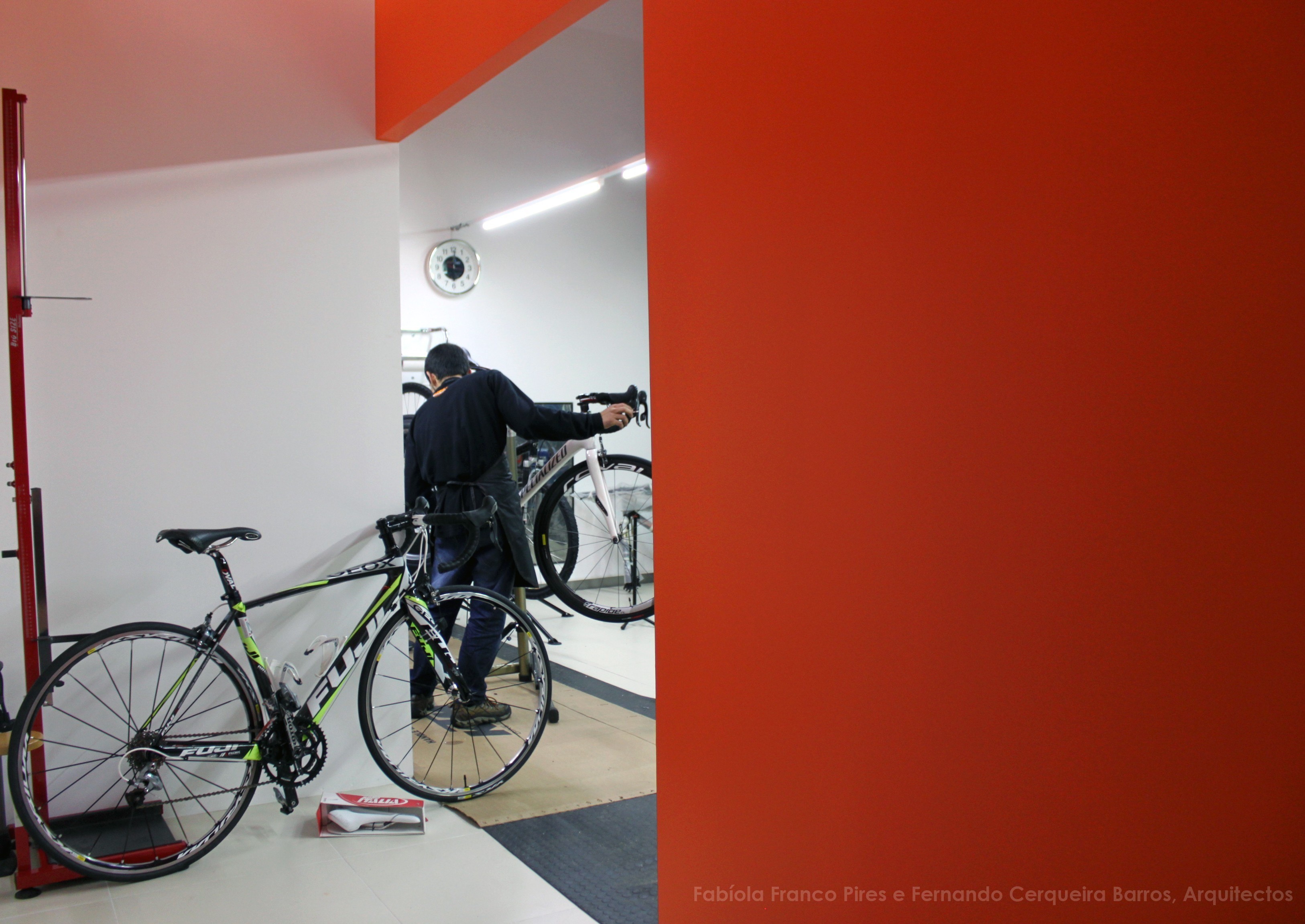 KTM Megastore 室内设计案例-12