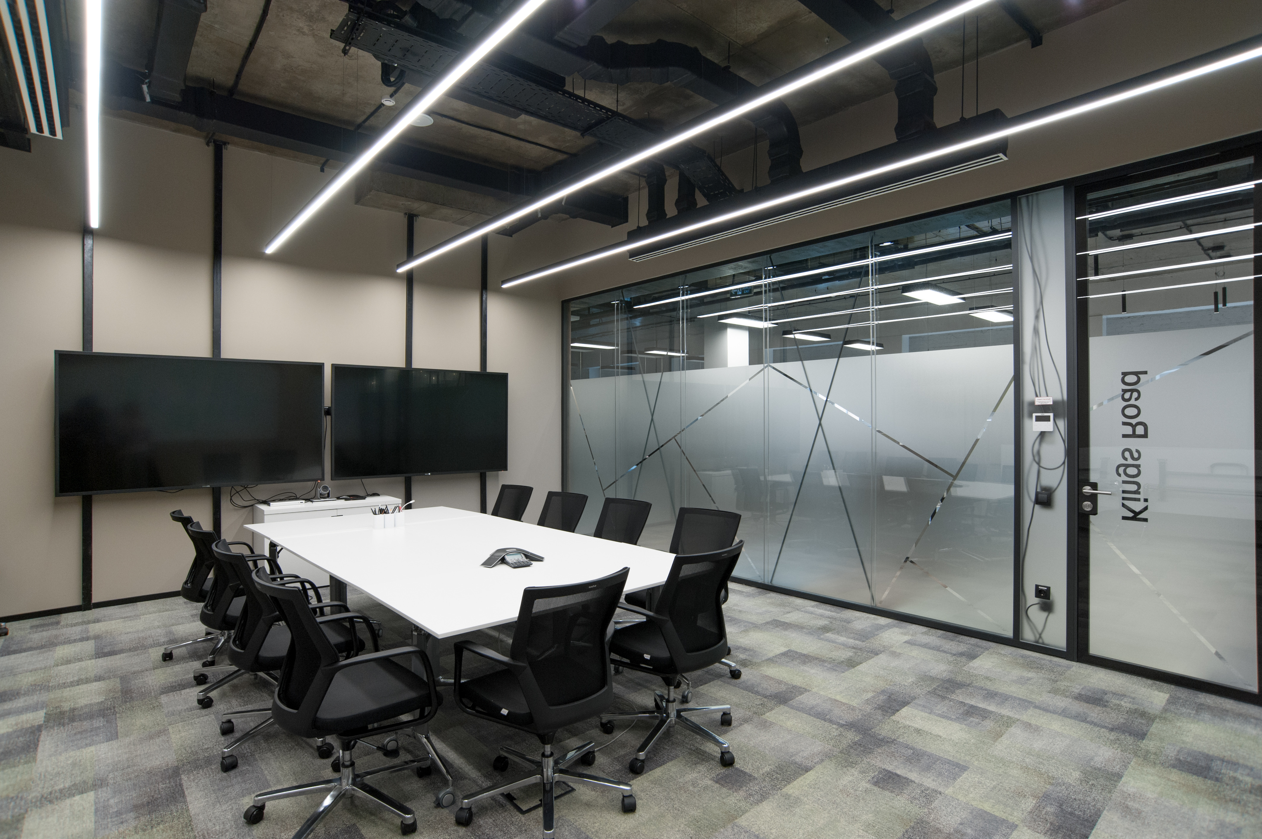 align technology 办公室-- 工业风与舒适的完美结合-6