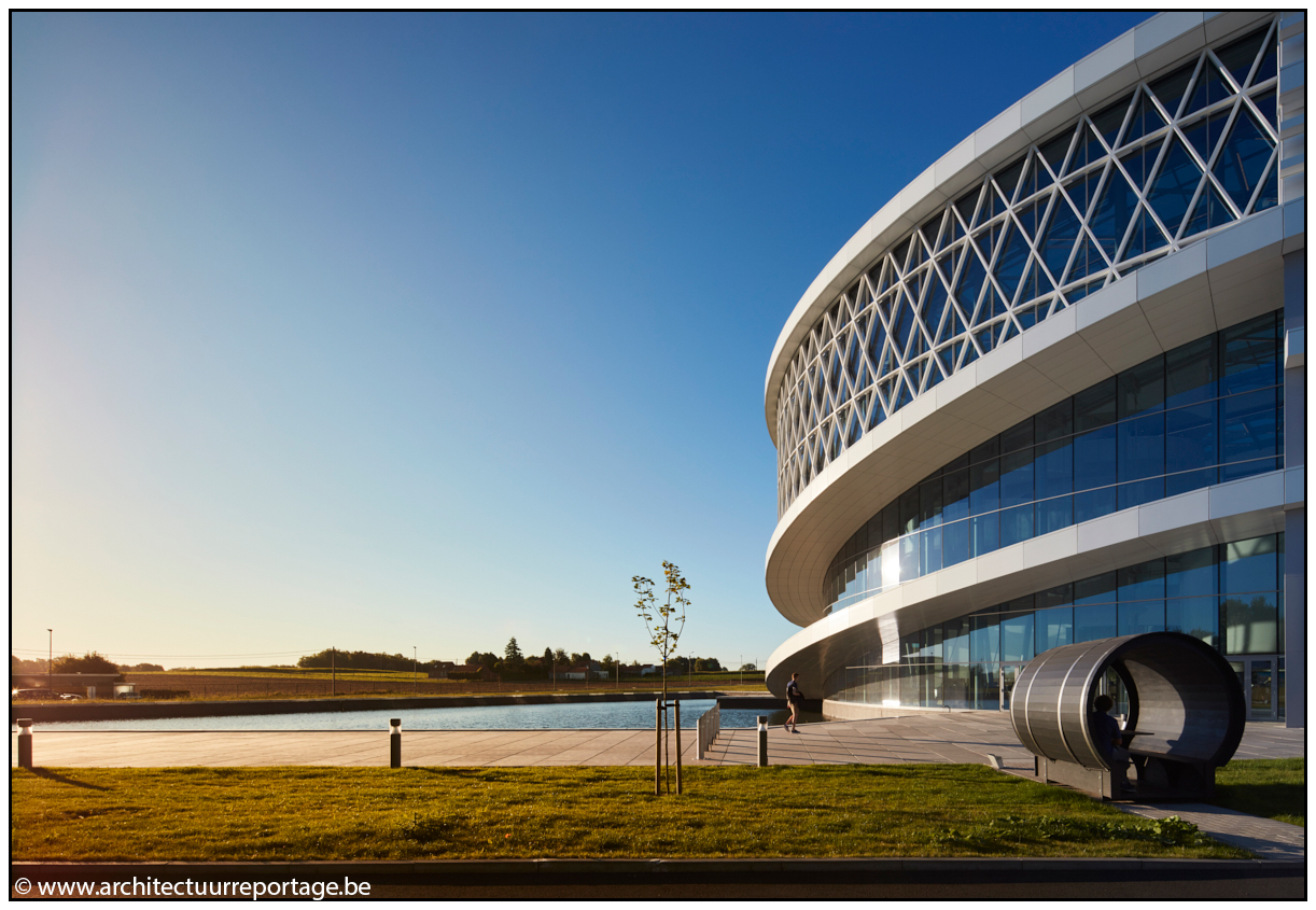 Barco HQ by Jaspers-Eyers Architects-1