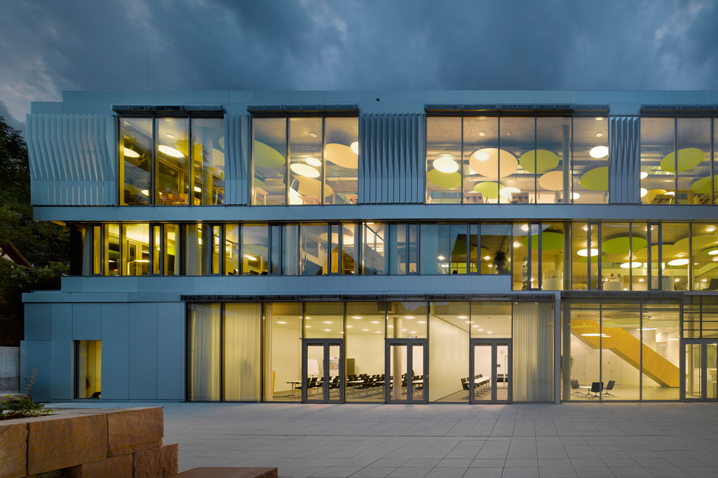 施迈茨通信中心-5