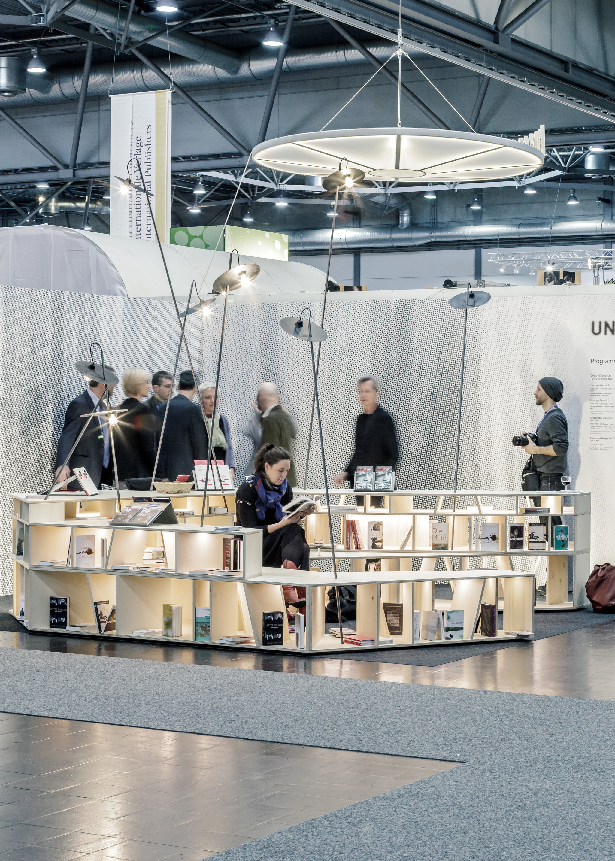 柏林巴黎学院匈牙利书展莱比锡展台-12