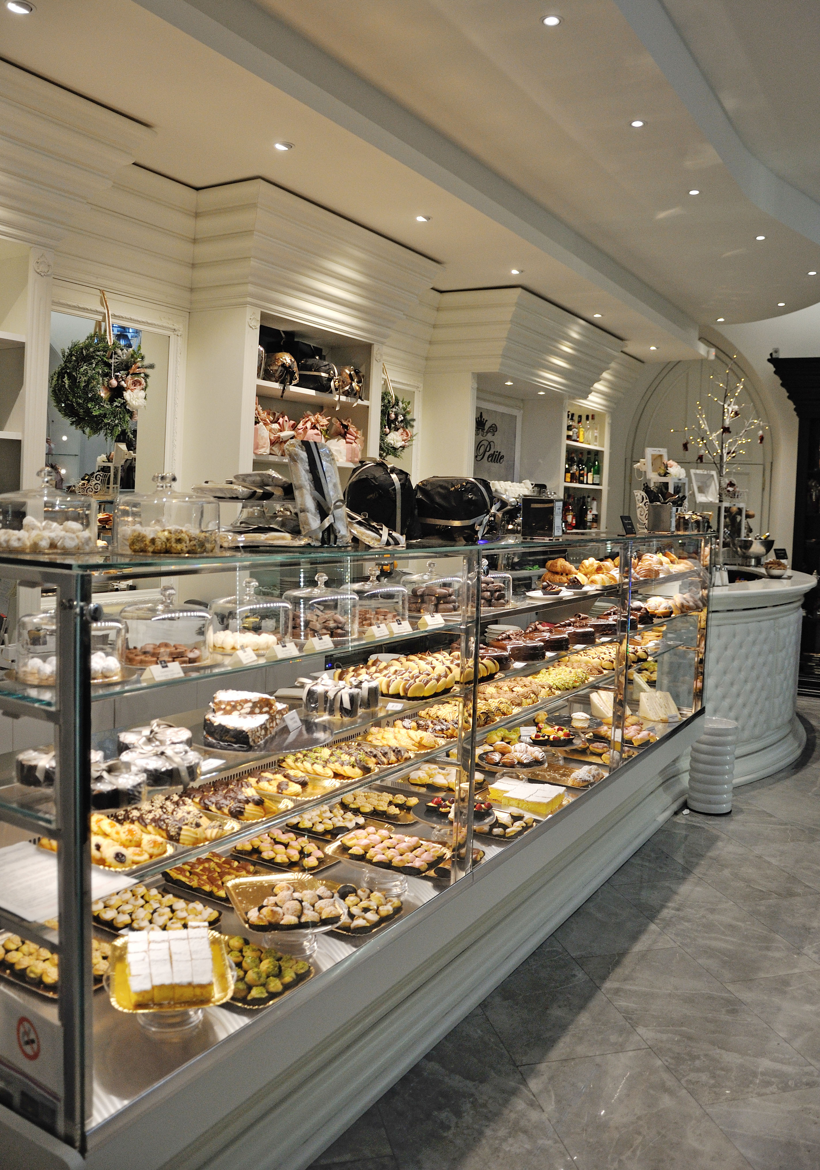 意大利优雅小糕点店-1