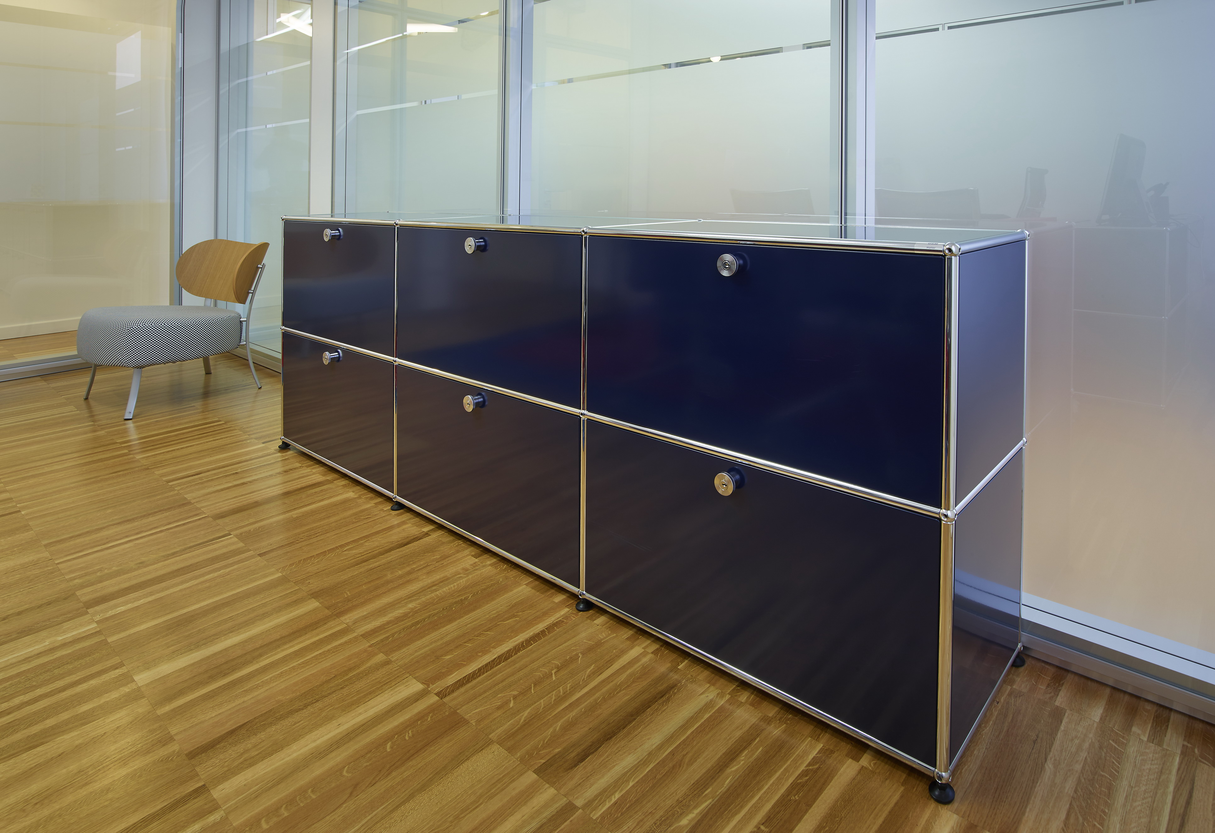 罗马保险公司的现代模块化办公室-25