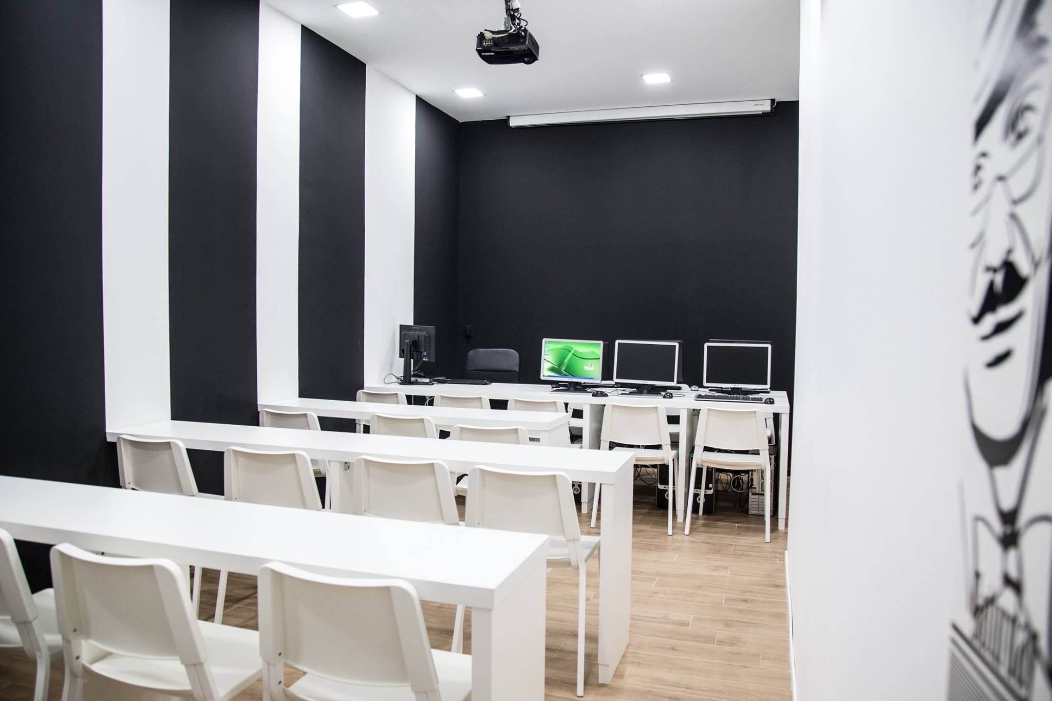 Autoscuola Al Volante 汽车学校翻新亮相-26