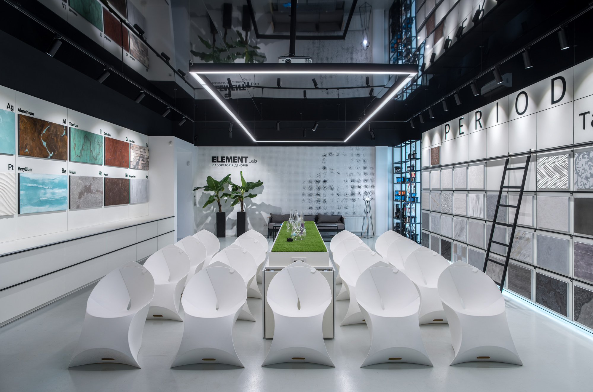 元素实验室 | 乌克兰基辅 8000 平米创意展示空间-5