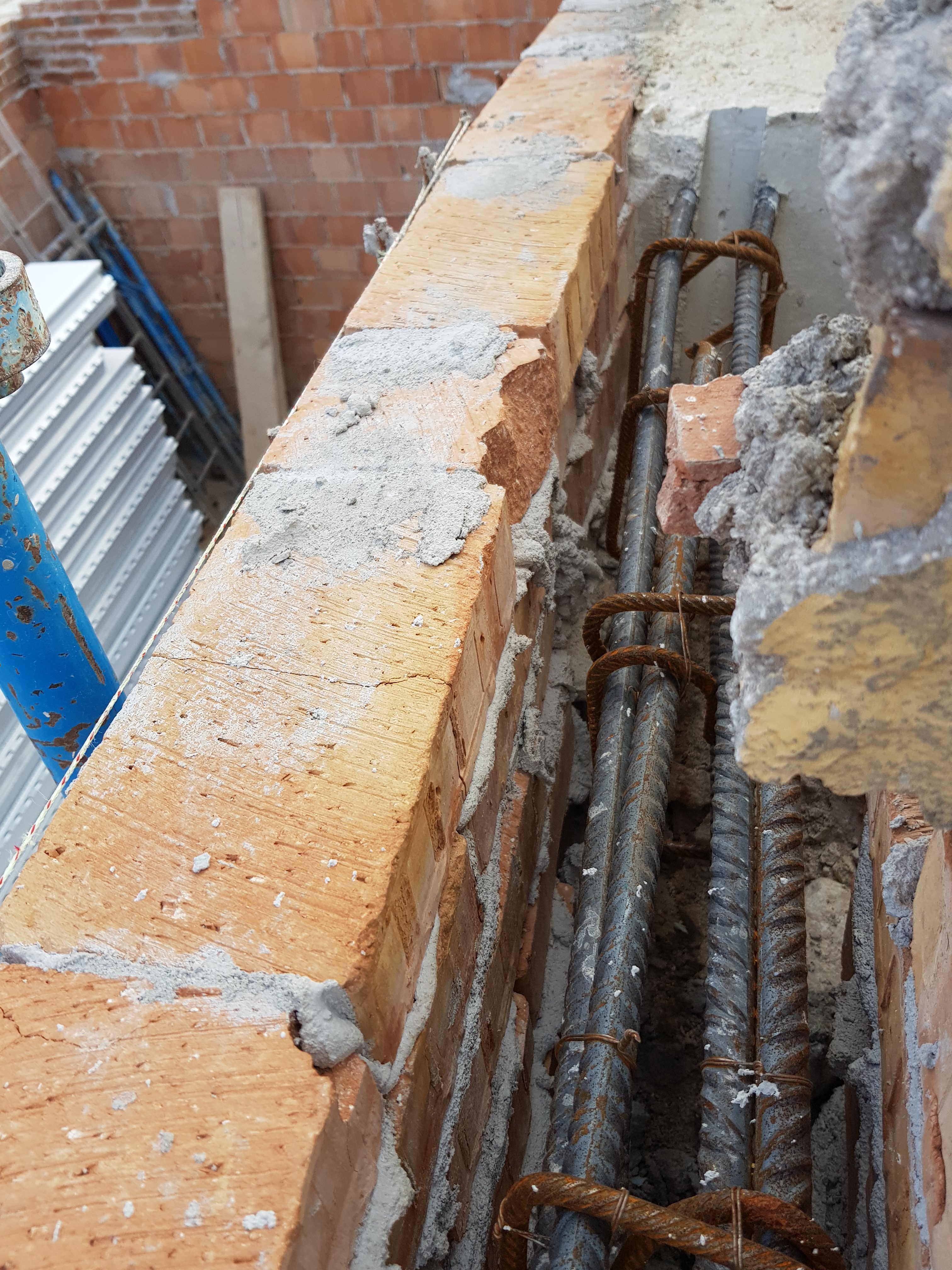 古城中心历史建筑的抗震加固与翻新-7