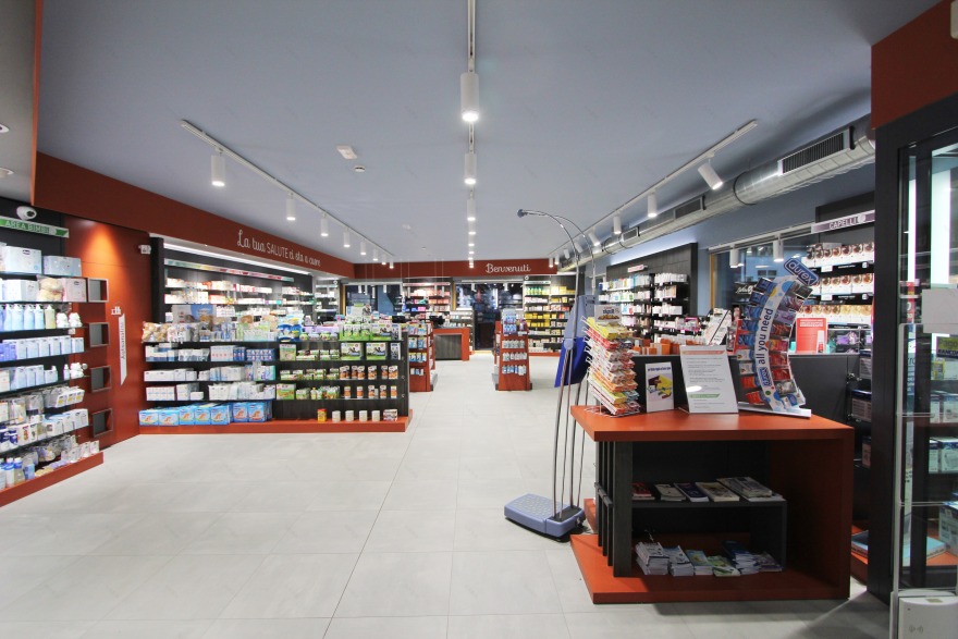 2016 年完成的木结构购物商场设计-1