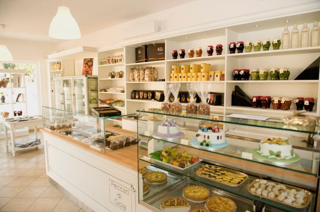 现代烘焙店室内设计趋势与亮点-5