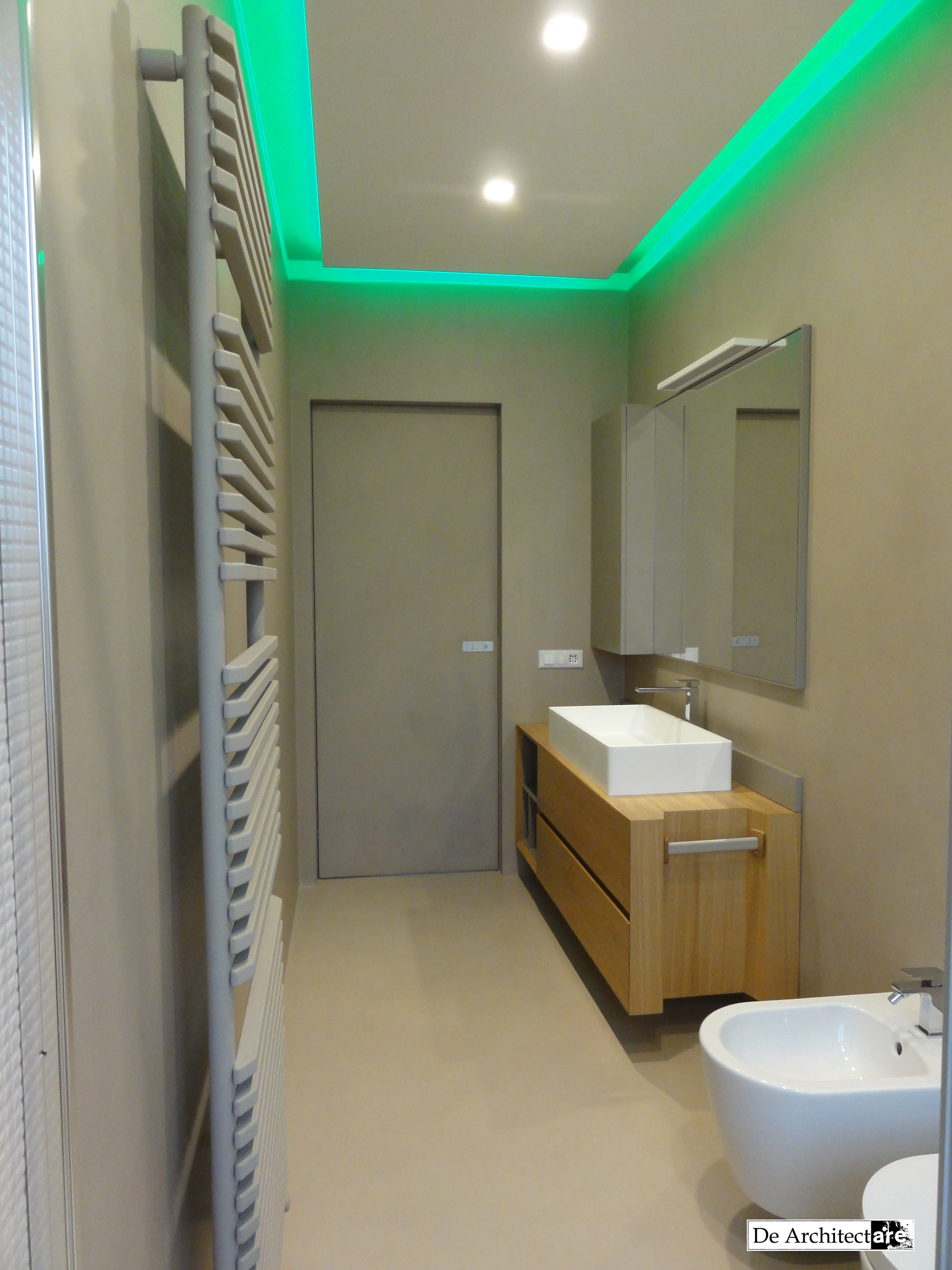 简约温馨的六层海景公寓设计-25