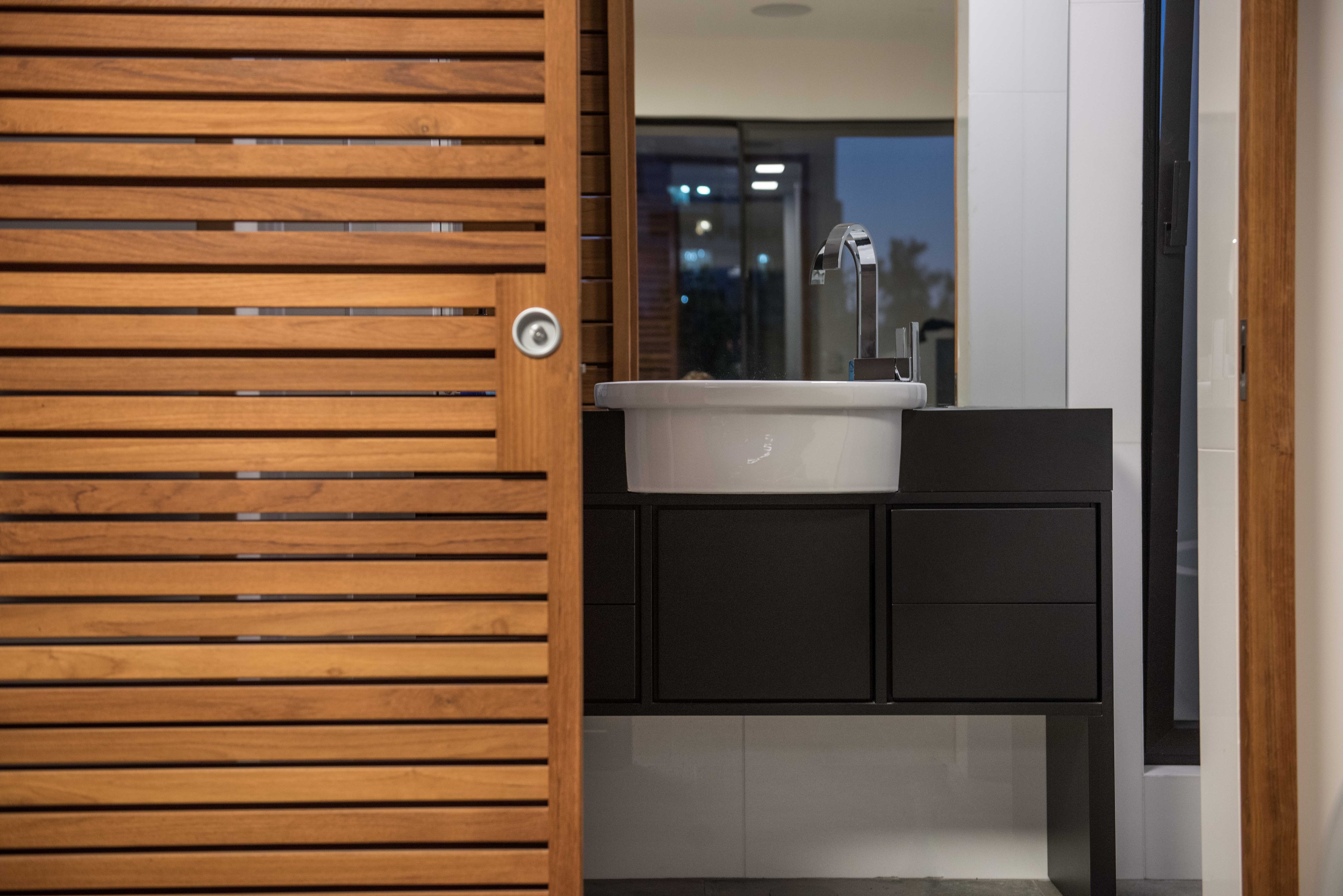 融合室内外的现代家园-34